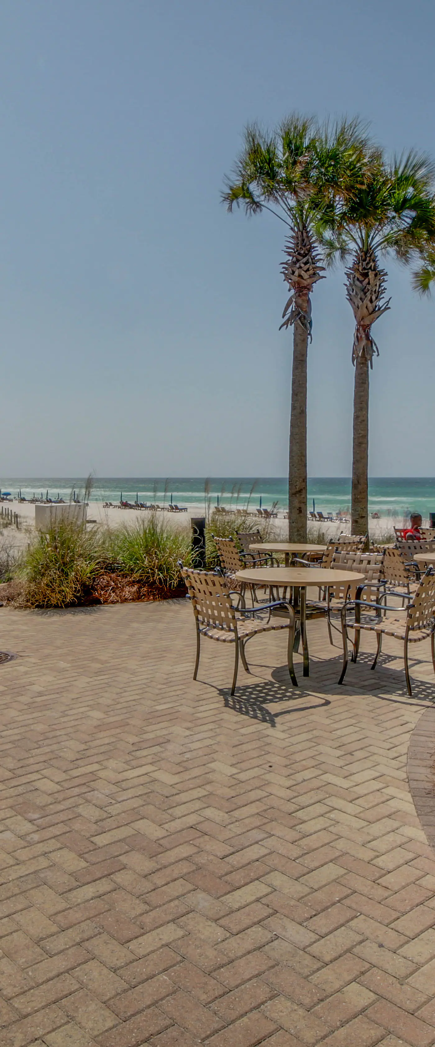 Lovely coastal condo with water views, pool, hot tub, private balcony & WD