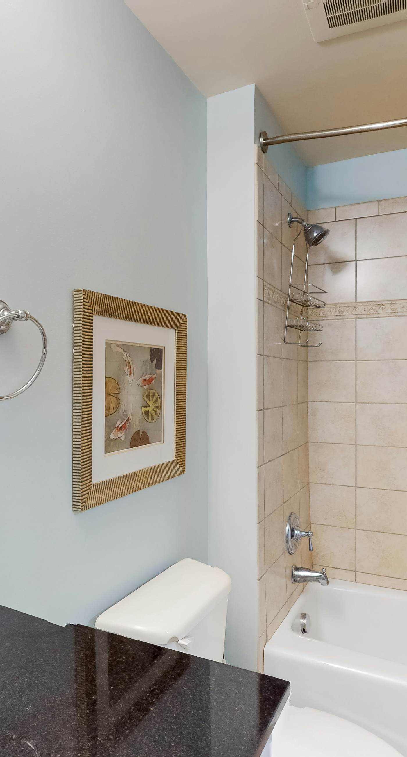 Beachfront condo with Gulf views, grill, balcony, outdoor pool, gym & hot tub