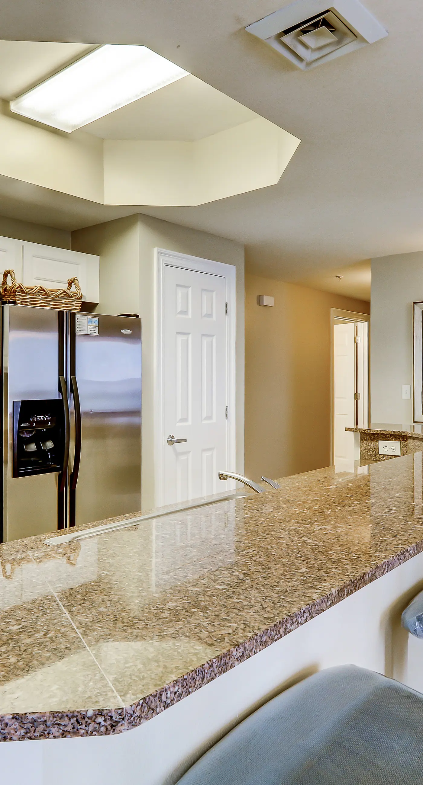 Homey Gulf-front condo with pools - walk to the beach & Pier Park