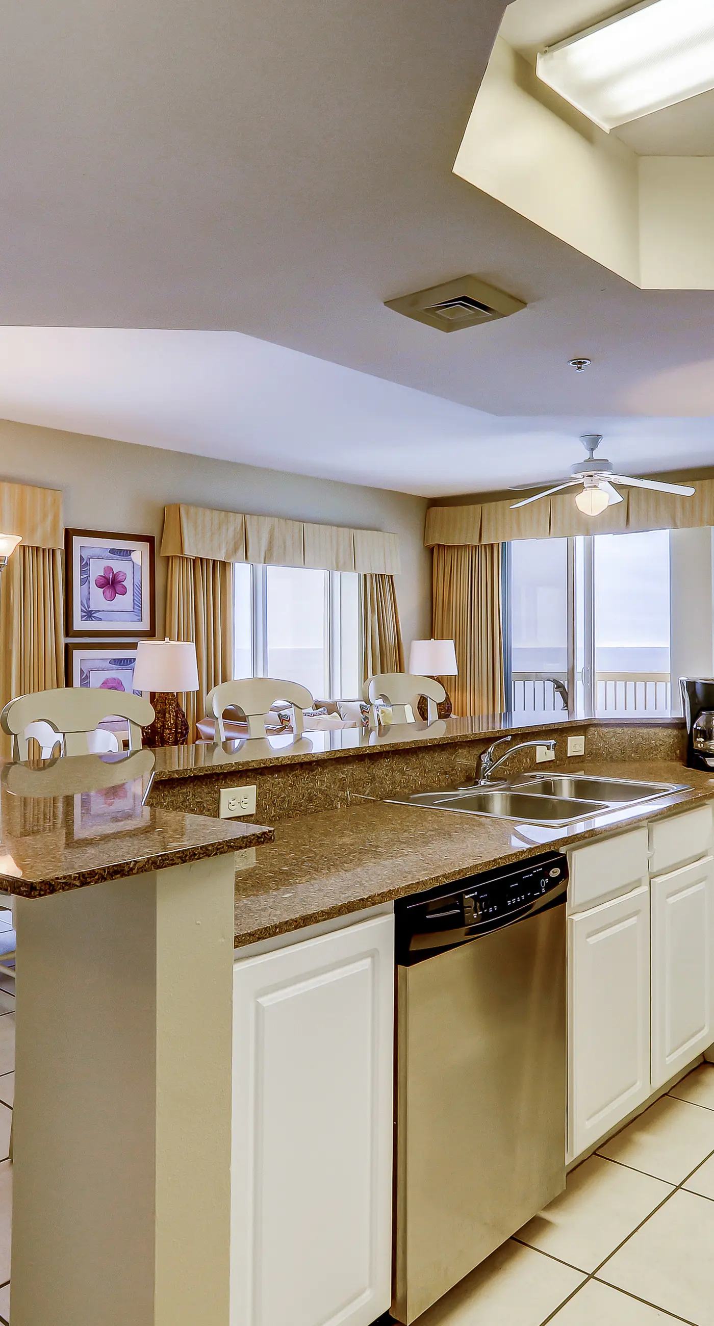 Homey Gulf-front condo with pools - walk to the beach & Pier Park