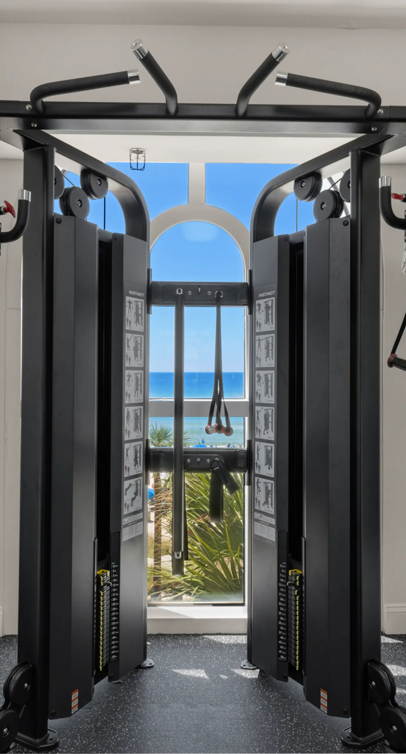Homey Gulf-front condo with pools - walk to the beach & Pier Park