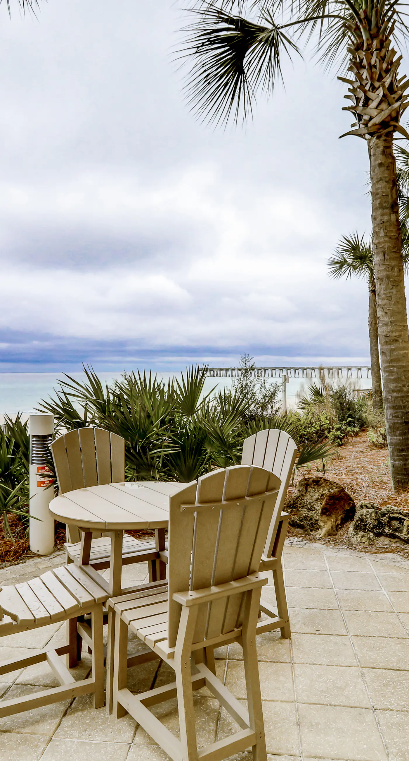 Homey Gulf-front condo with pools - walk to the beach & Pier Park