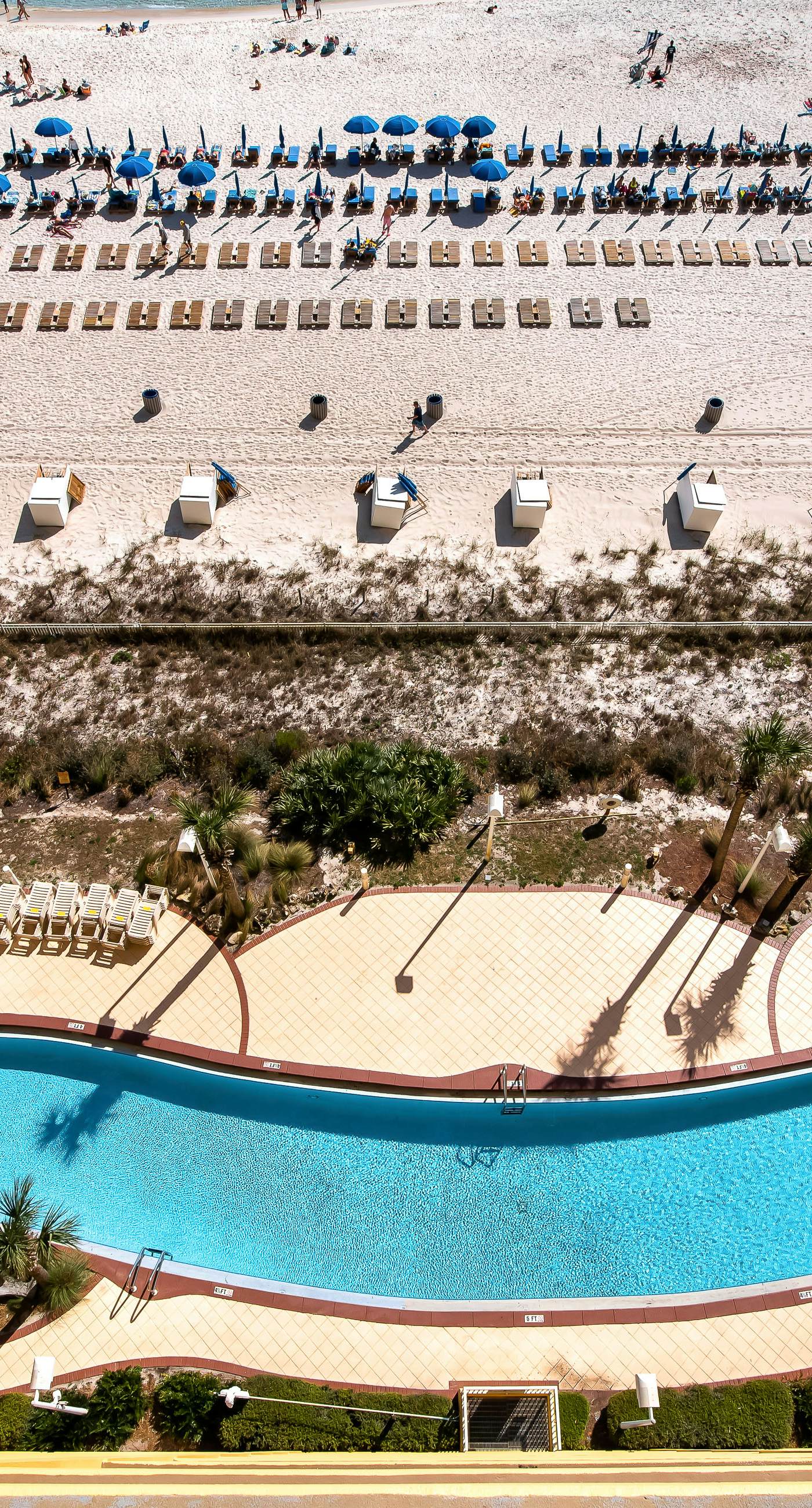 Cozy Calypso condo with balcony & view of the Gulf & Pool