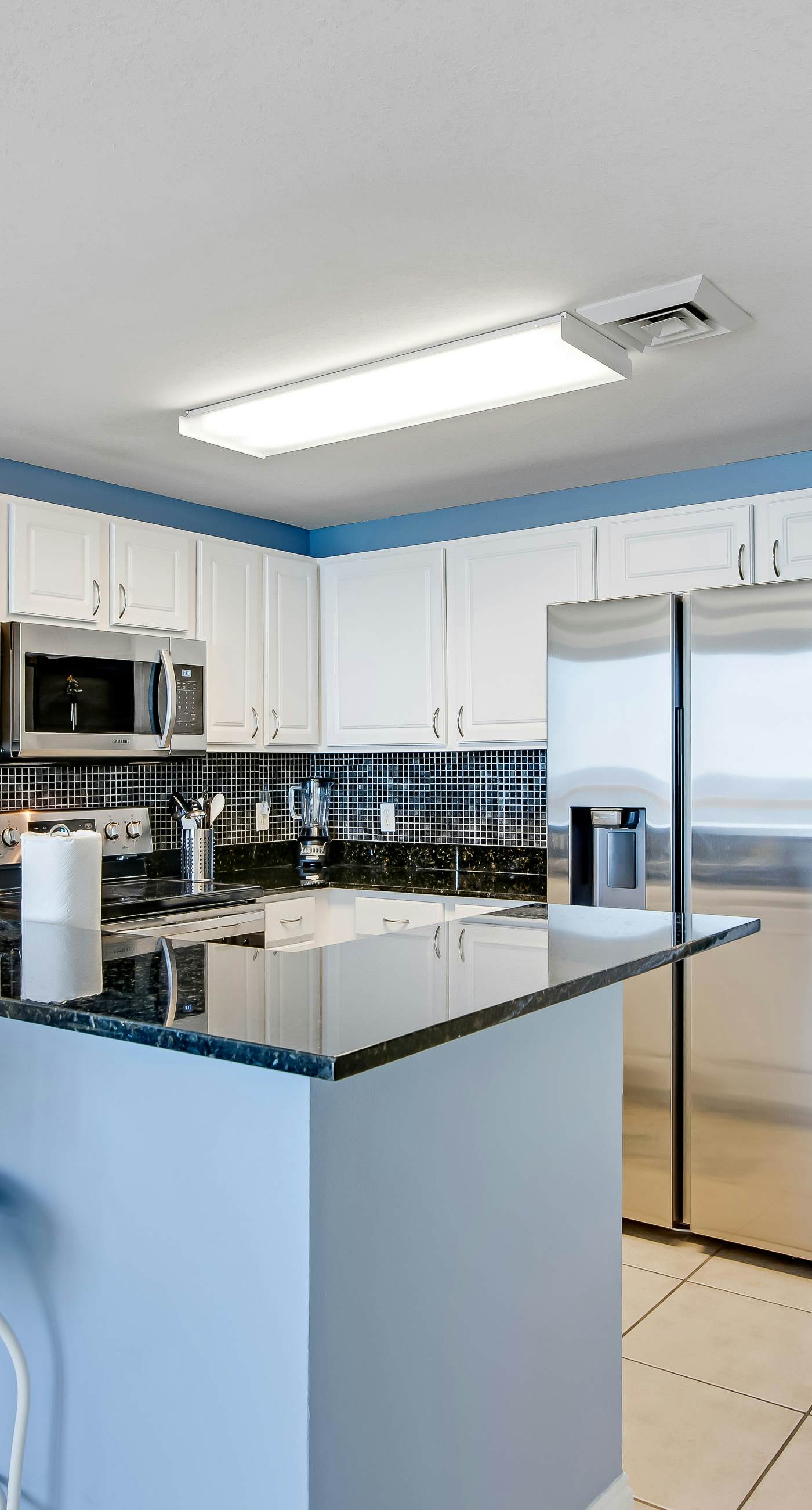 Cozy Calypso condo with balcony & view of the Gulf & Pool