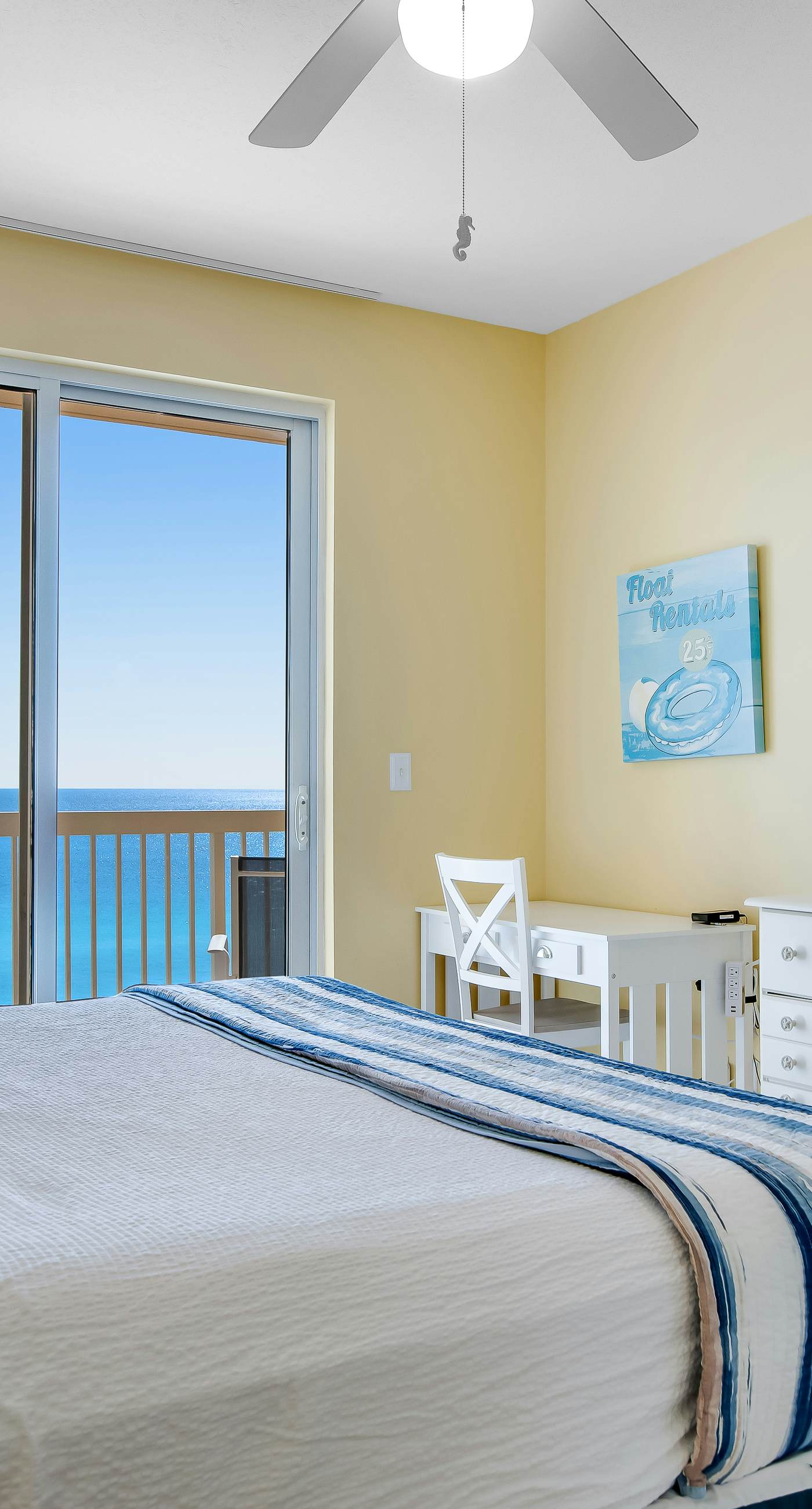 Cozy Calypso condo with balcony & view of the Gulf & Pool