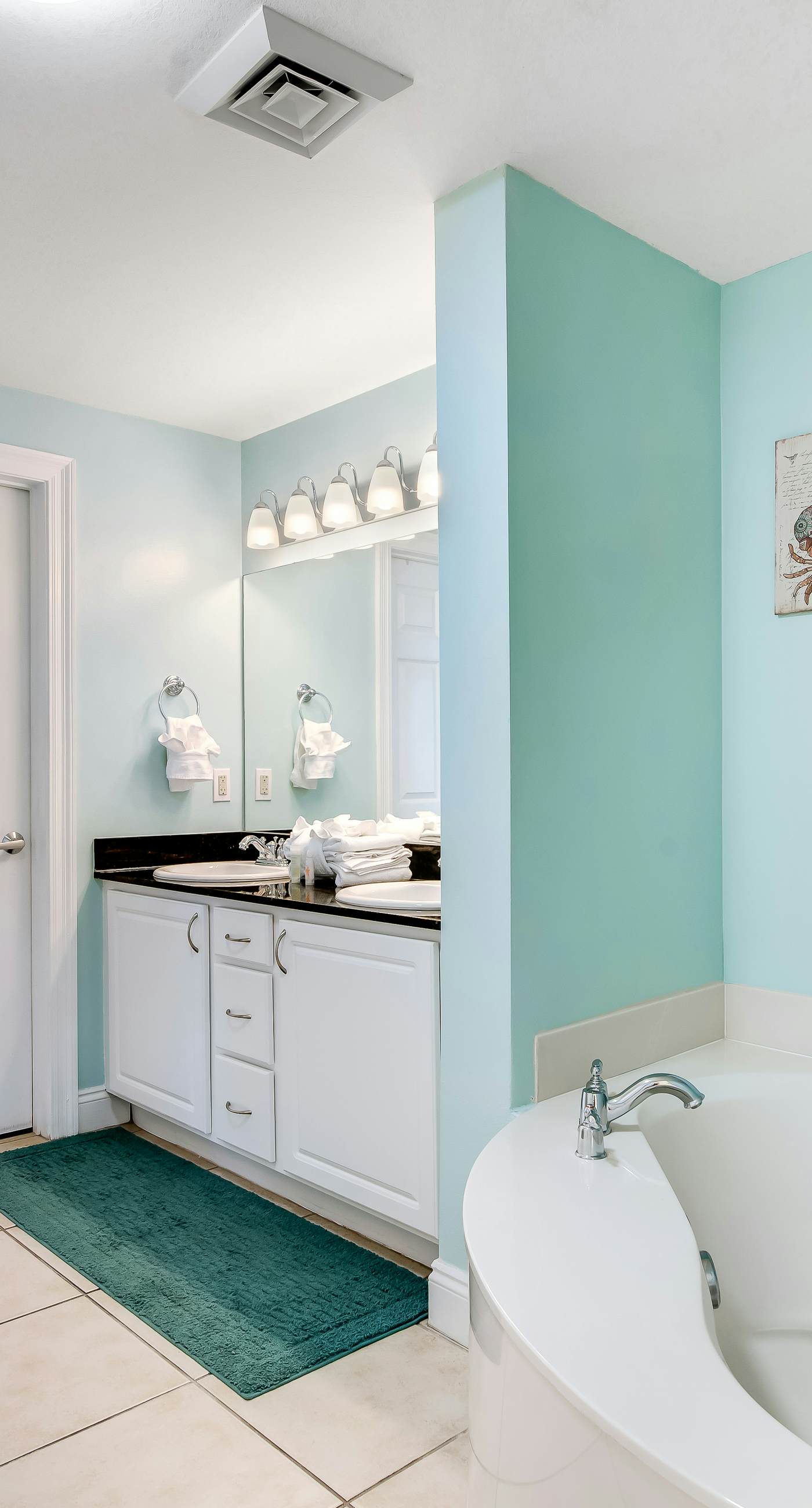 Cozy Calypso condo with balcony & view of the Gulf & Pool