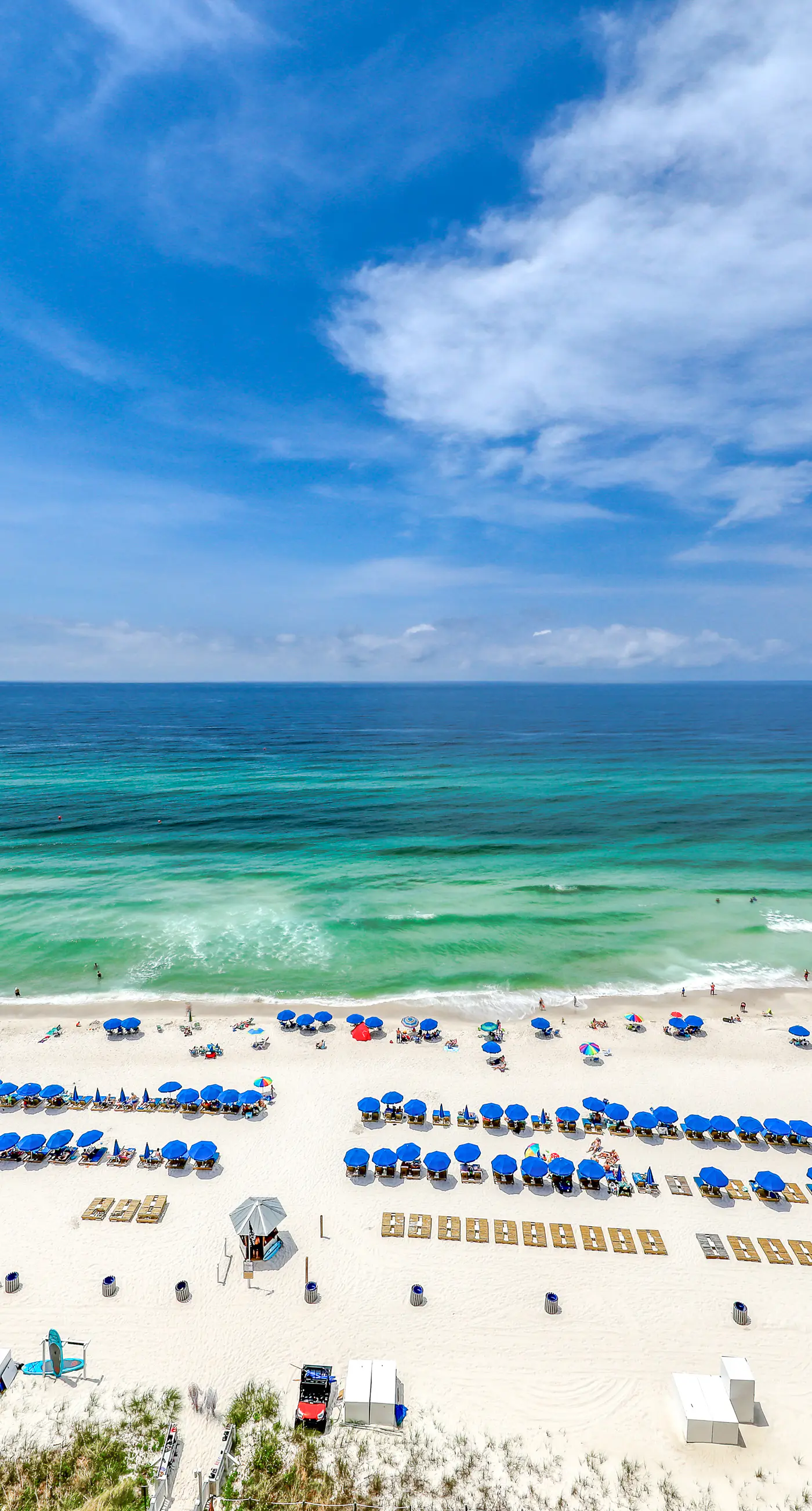 Beach-view, high-rise condo with pool - central location