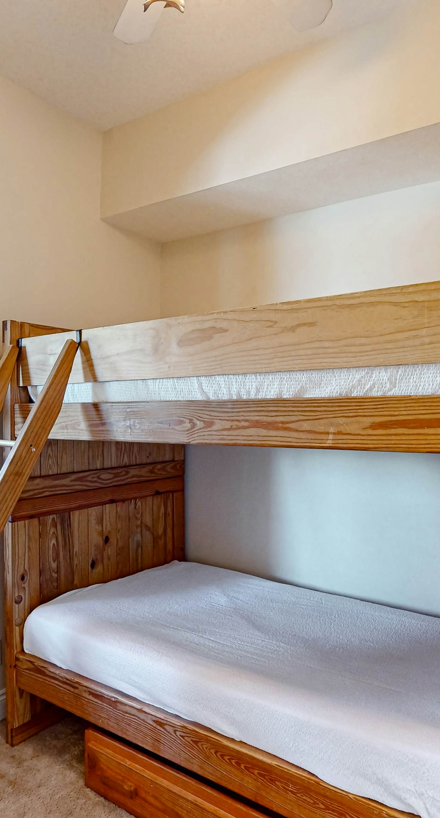 Tropical touches abound with balcony, pools, gym & beach access