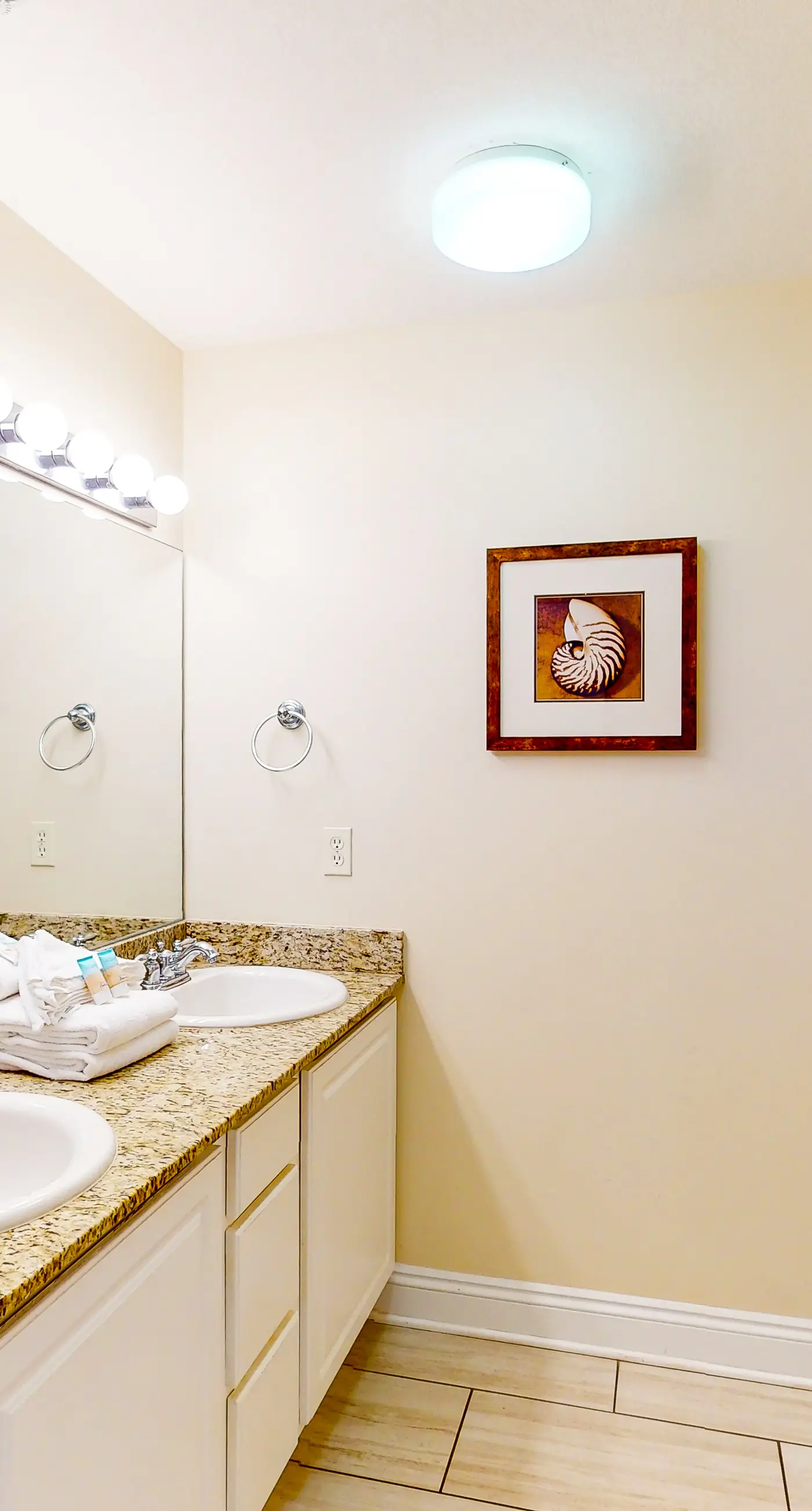 Spacious, waterfront condo with furnished balcony, pools & fitness room