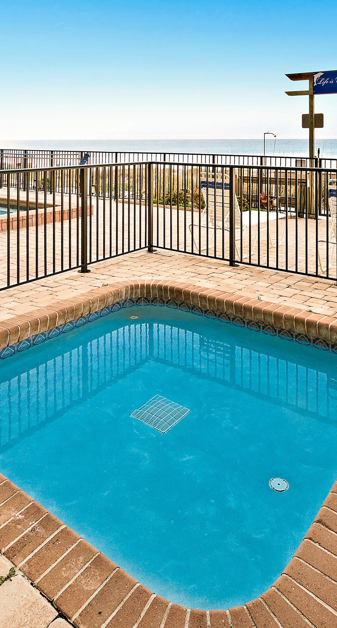 Second Floor Oceanfront Studio with Shared Pool, Ocean View, WiFi, & Central AC