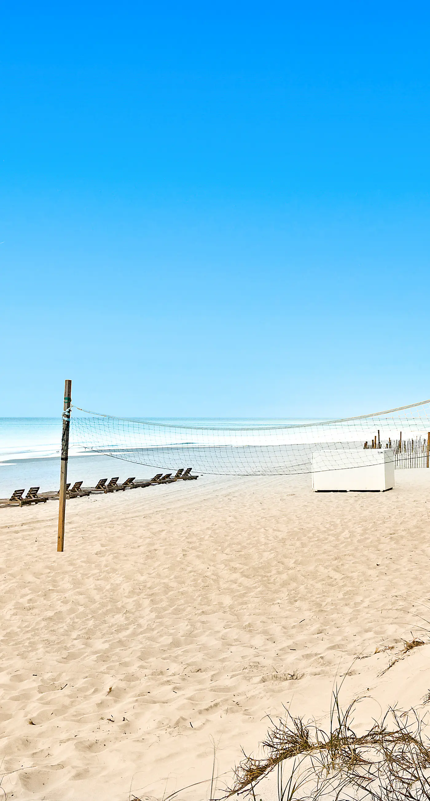 Second Floor Oceanfront Studio with Shared Pool, Ocean View, WiFi, & Central AC