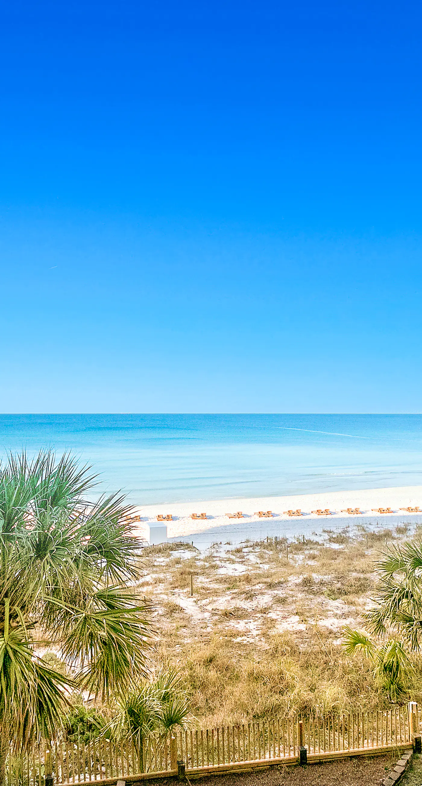 Second Floor Oceanfront Studio with Shared Pool, Ocean View, WiFi, & Central AC