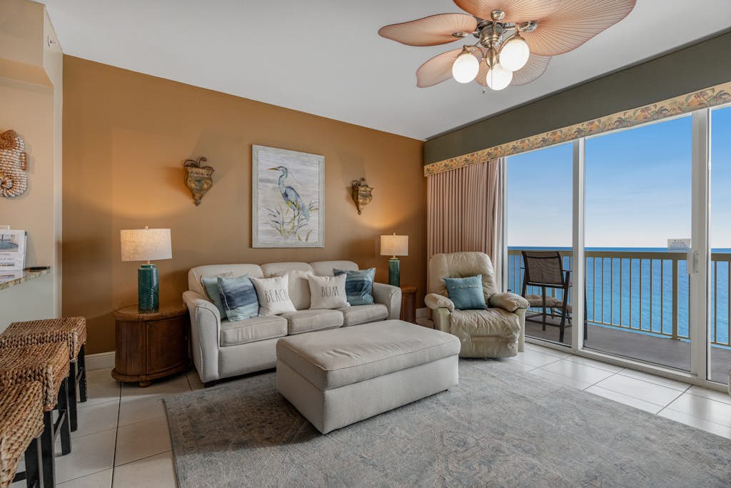Beachfront condo with Gulf views, pools, hot tub & free beach chair service