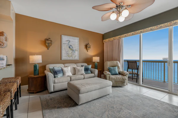 Beachfront condo with Gulf views, pools, hot tub & free beach chair service
