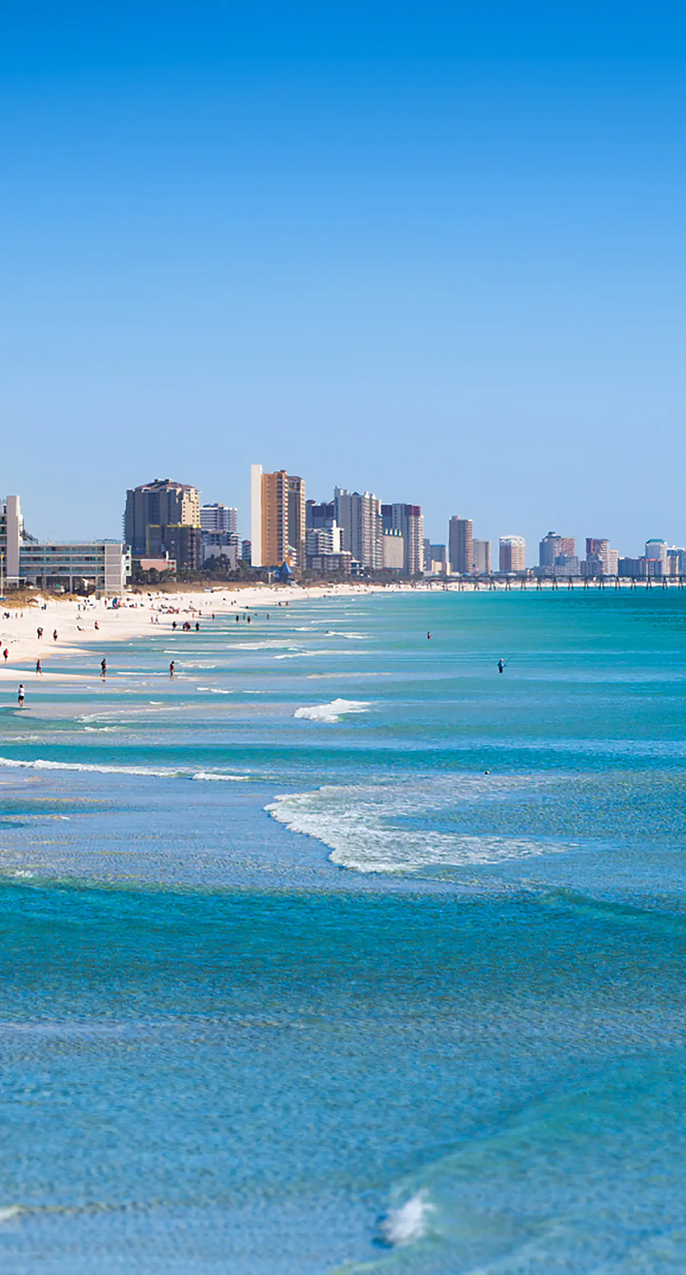 Beachfront condo with Gulf views, pools, hot tub & free beach chair service