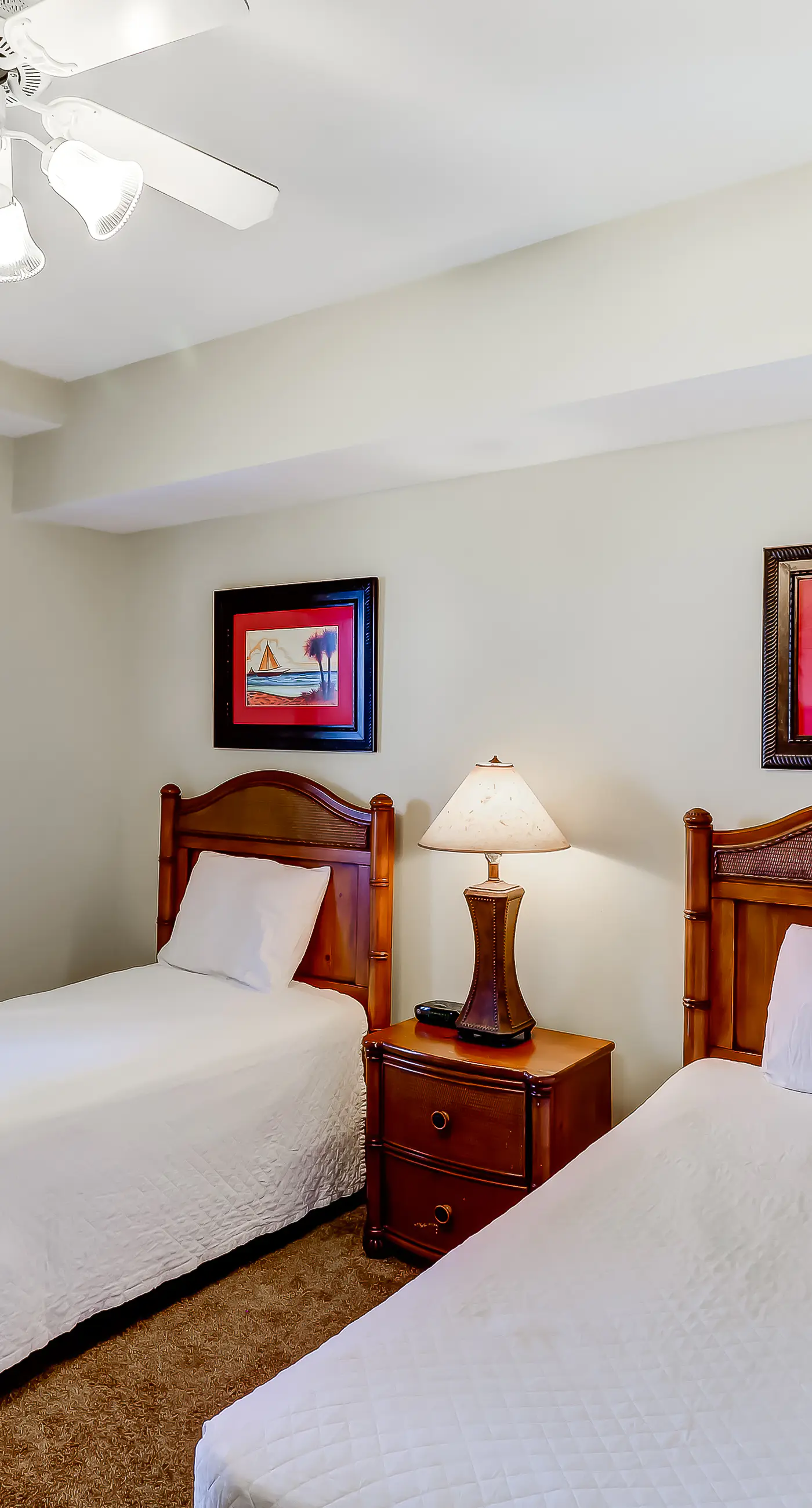 Eclectic gulf front condo with free WiFI, two pools, hot tub, & easy beach access