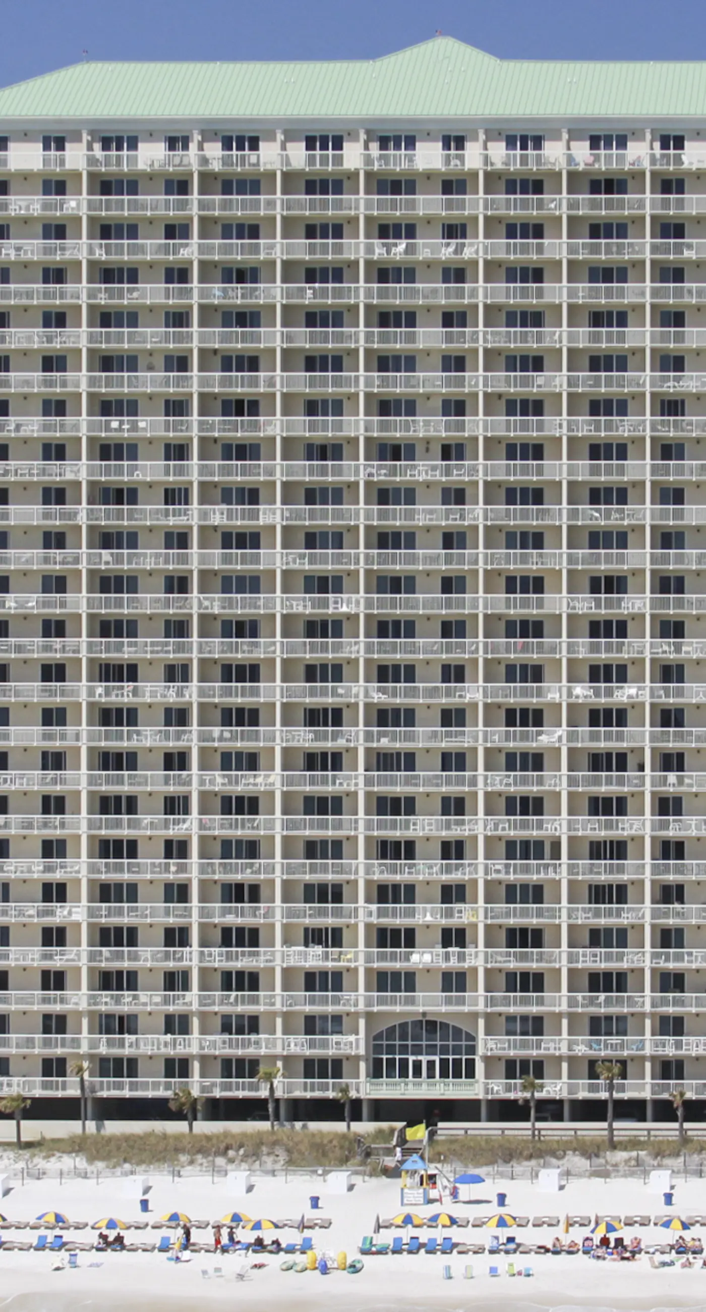 Deluxe Condo Unit! Master BR on Gulf side, Double long Balcony & Guestroom