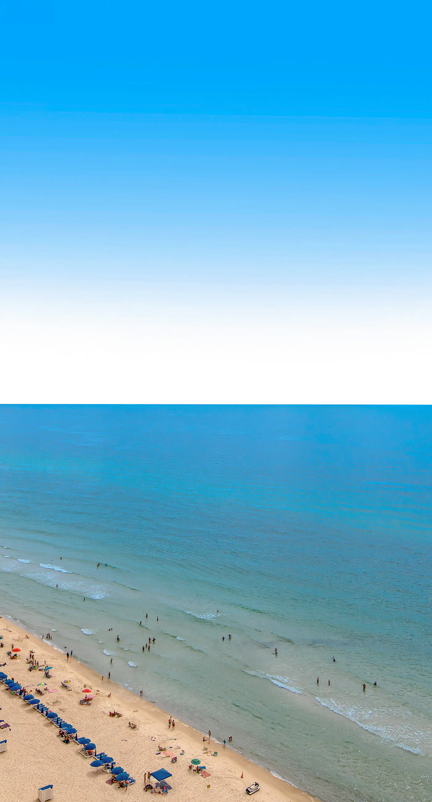 Charming oceanfront condo w/ Gulf view, shared pools & hot tub, & beach access