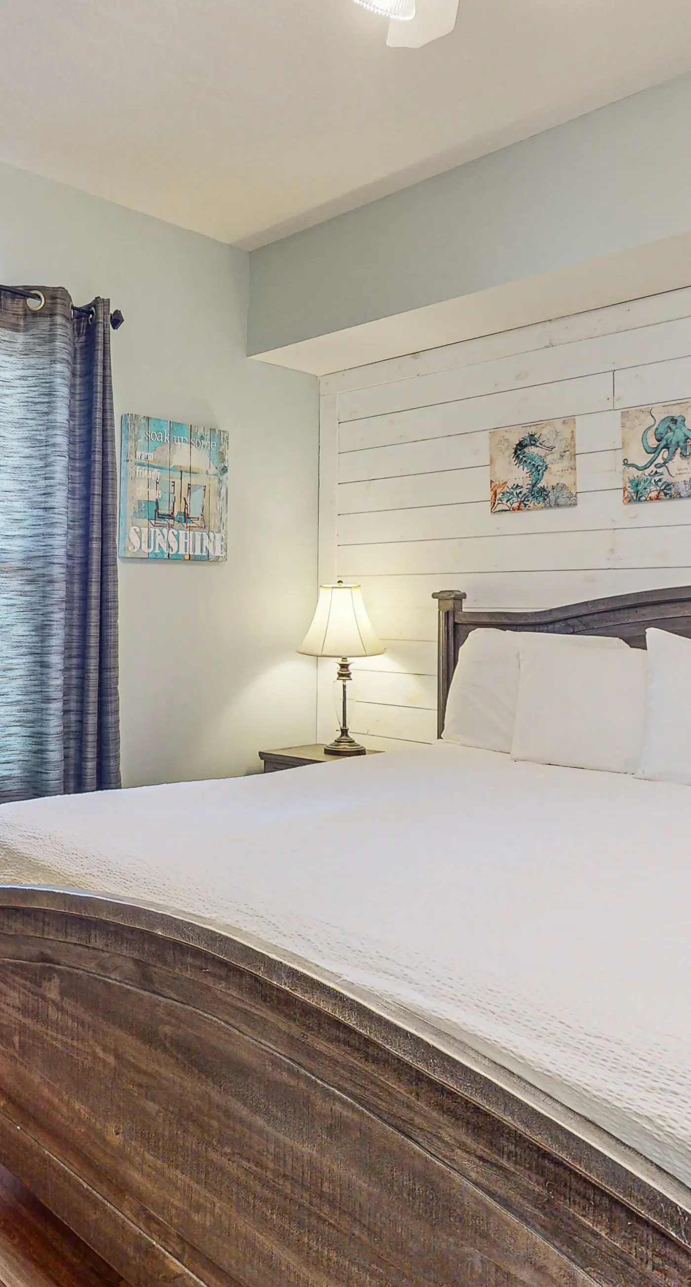 Beachy oceanfront condo w/ beach access, shared pools and hot tub, & free WiFi