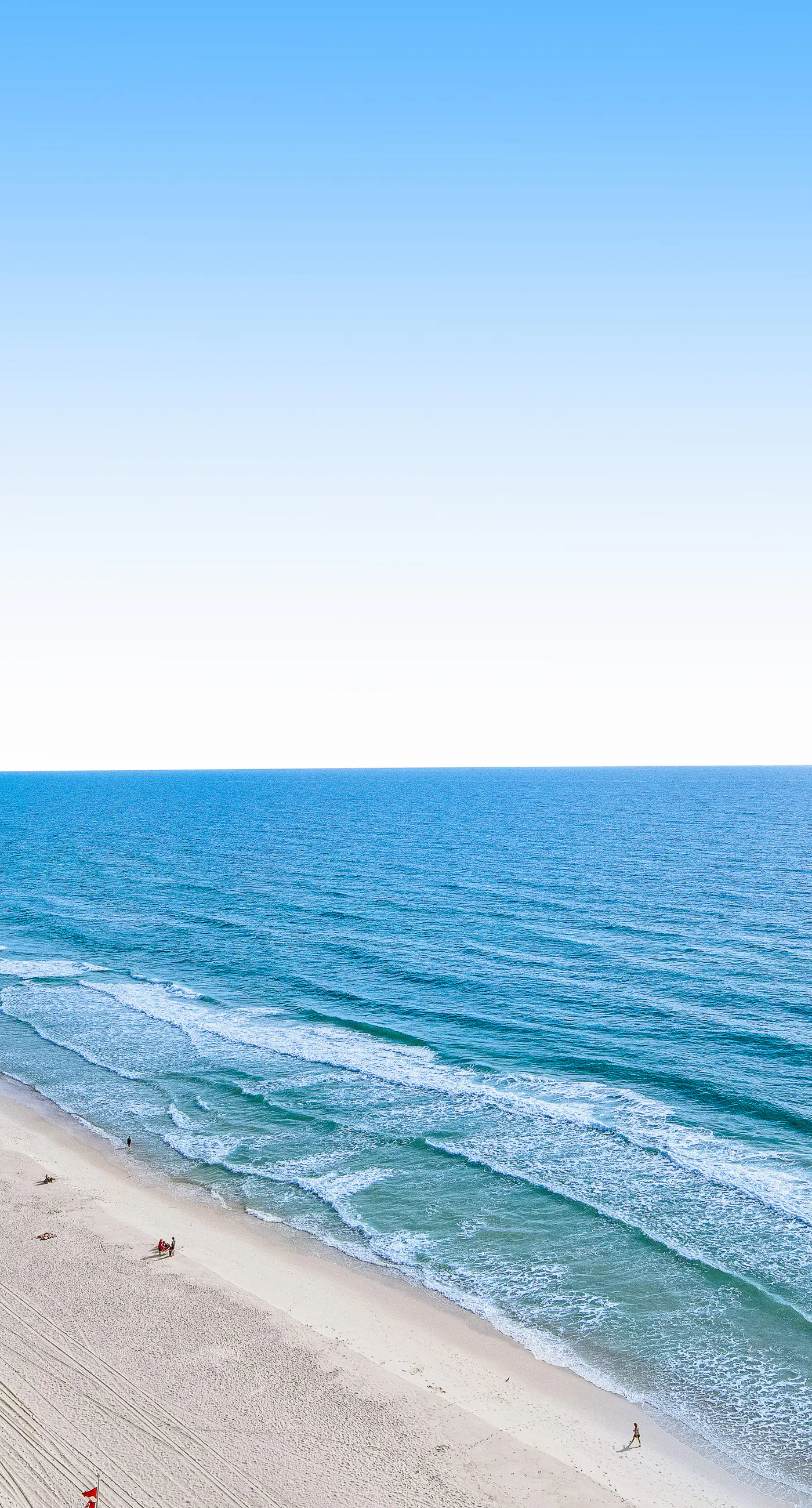 Sunny oceanfront condo w/ two shared pools, hot tub - walk to the beach