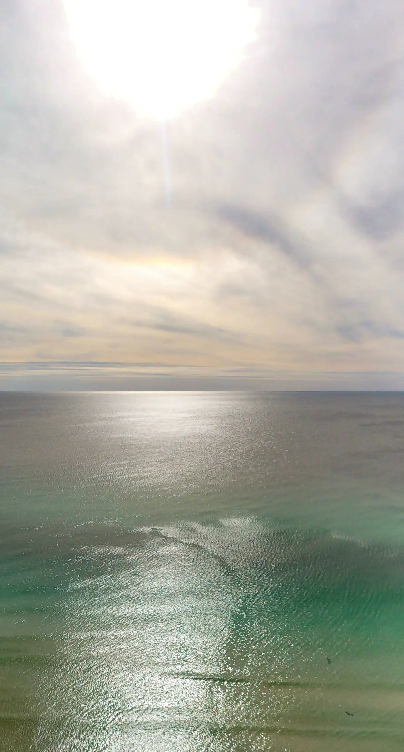 Gulf-front 21st-floor condo with hot tub, pool, tennis, gym, balcony, beach view