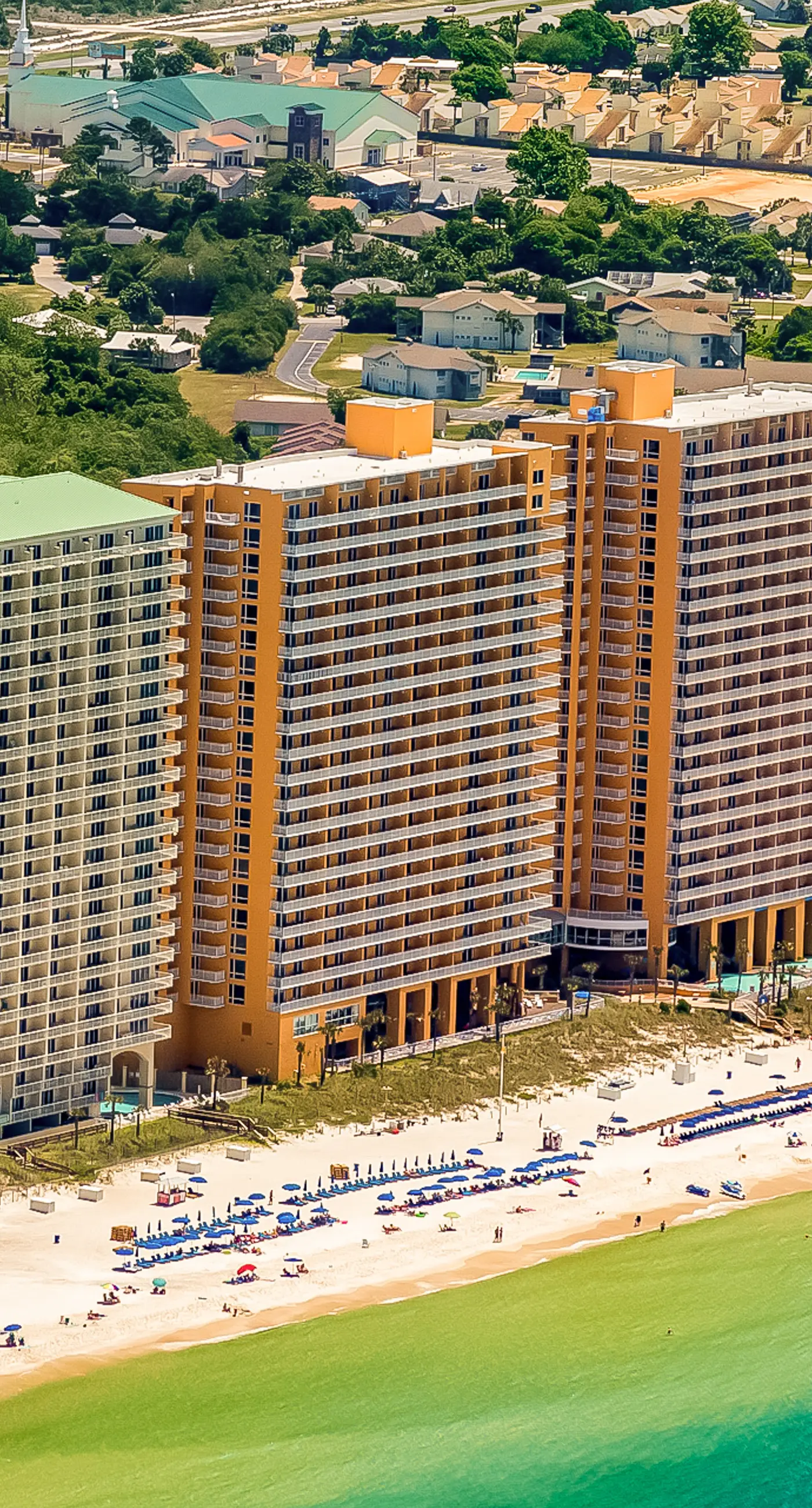 Gulf-front 21st-floor condo with hot tub, pool, tennis, gym, balcony, beach view