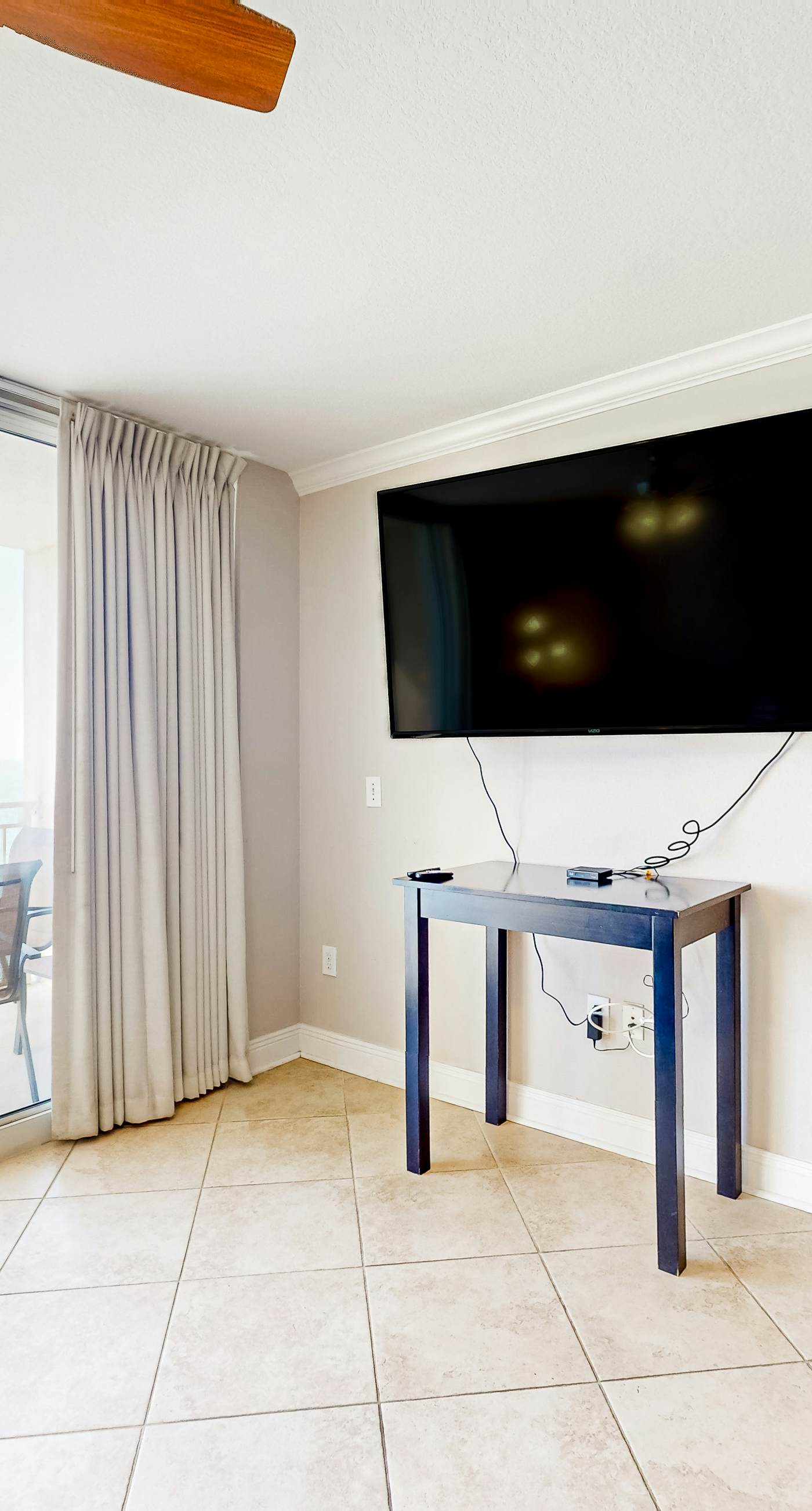 Beachfront 16th-floor condo with Gulf views, pool, game room, balcony, gym, W&D