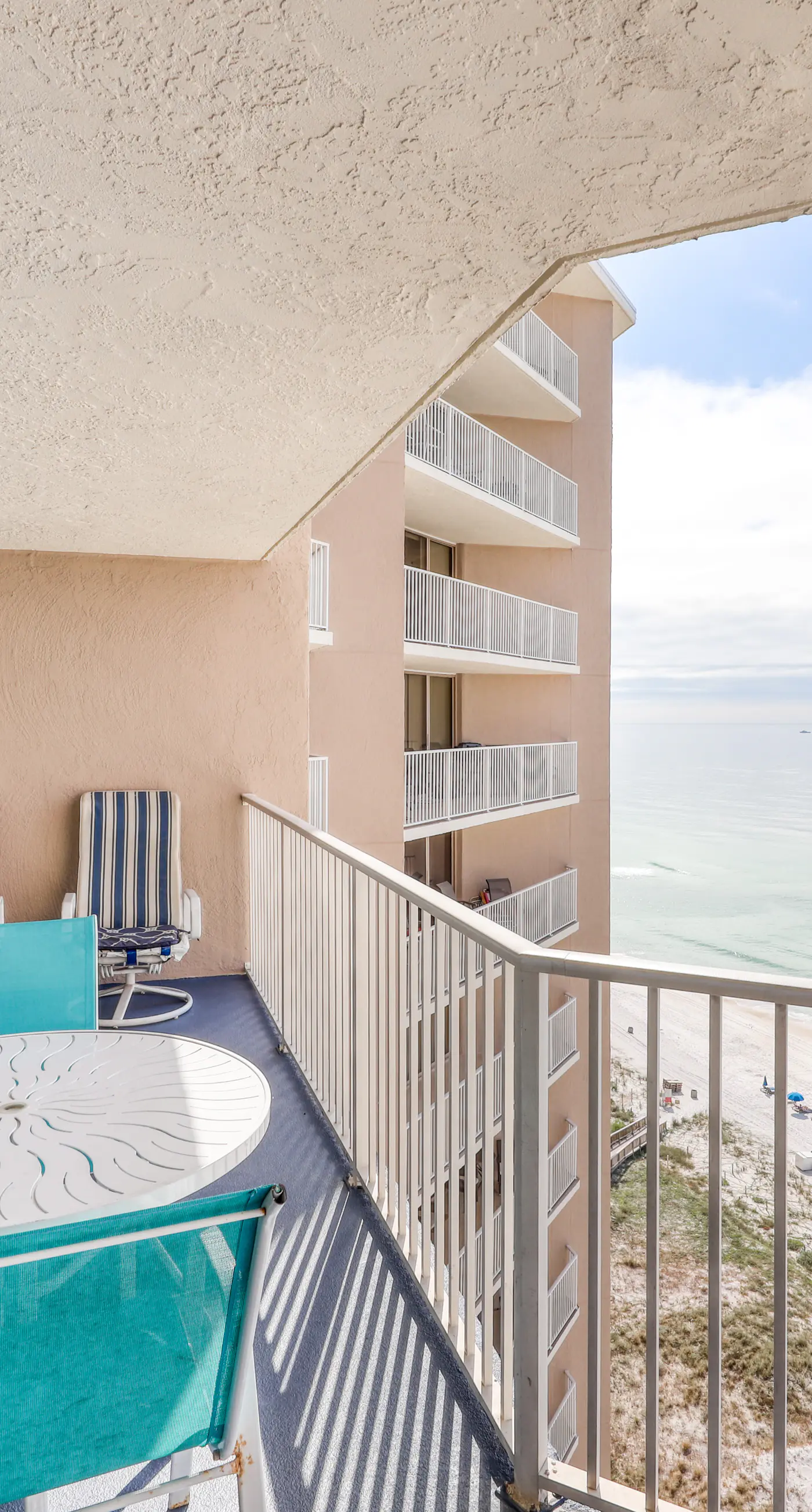 Gulf-front condo with view, 3 resort pools, tennis & 1,500 ft of resort beachfront