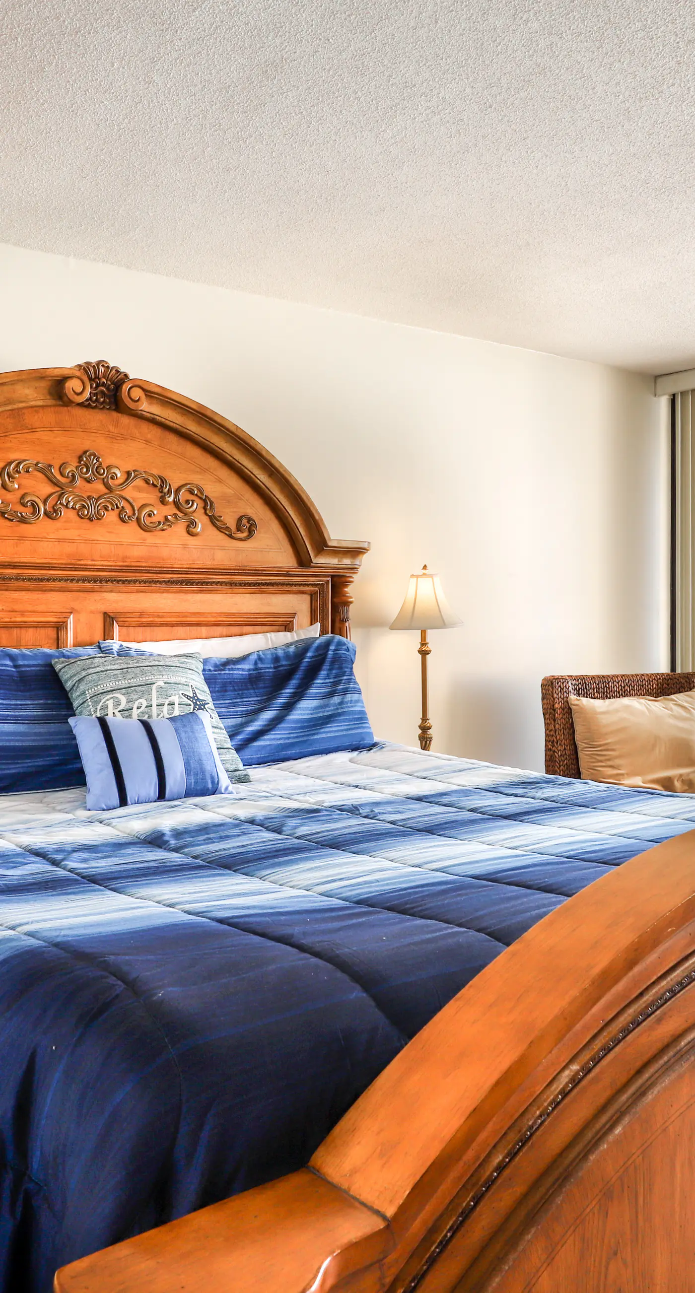 Gulf-front condo with view, 3 resort pools, tennis & 1,500 ft of resort beachfront