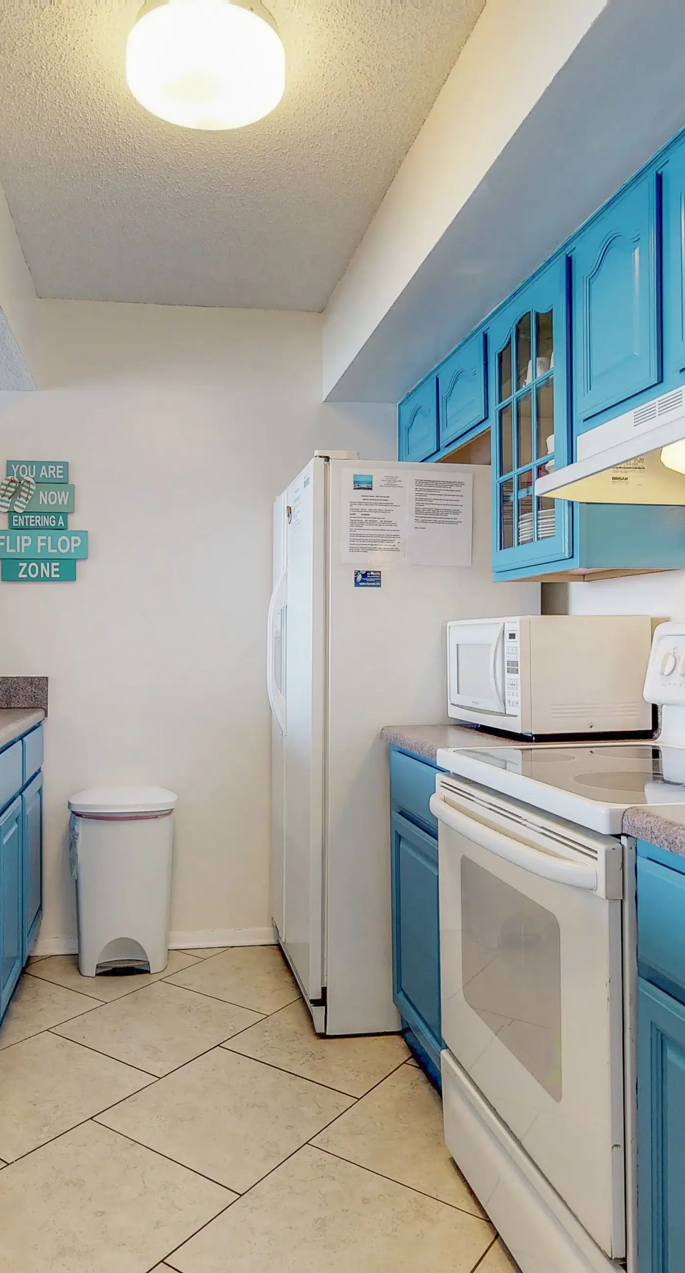 Gulf-front condo with view, 3 resort pools, tennis & 1,500 ft of resort beachfront