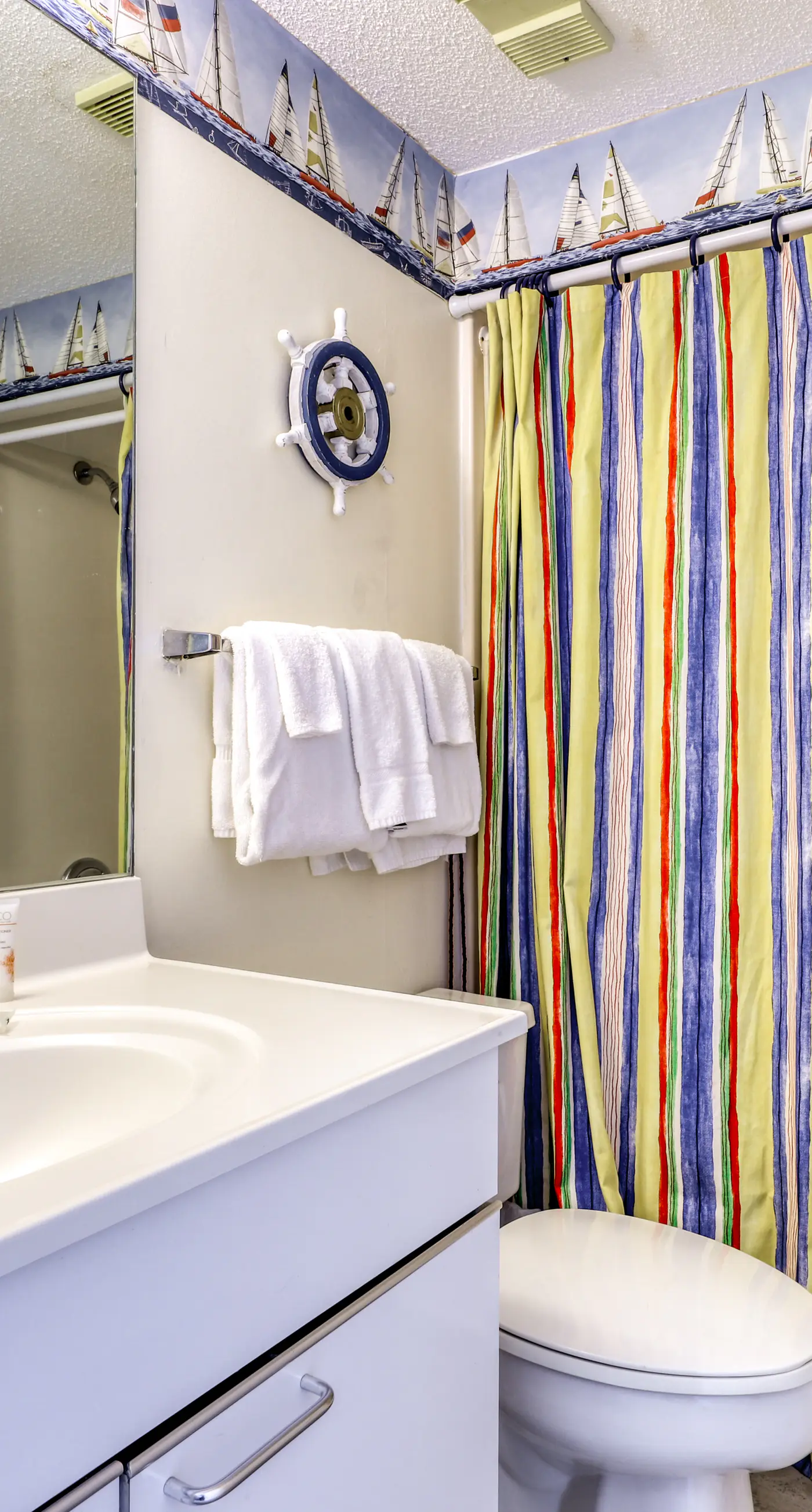 Gulf-front condo with view, 3 resort pools, tennis & 1,500 ft of resort beachfront