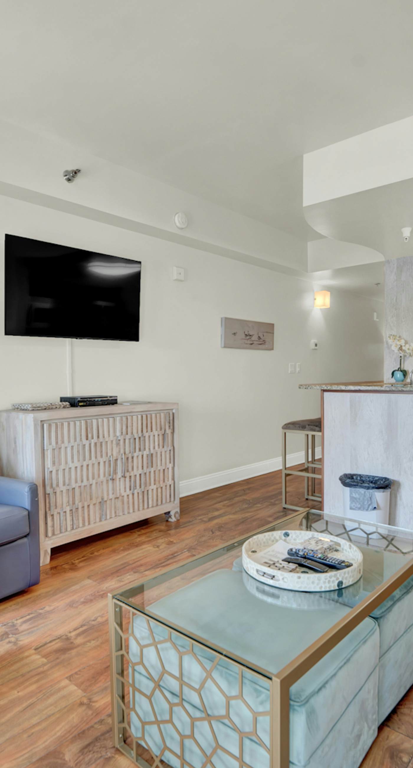 Stunning lake-view condo with private balcony, pools, hot tub, & private beach