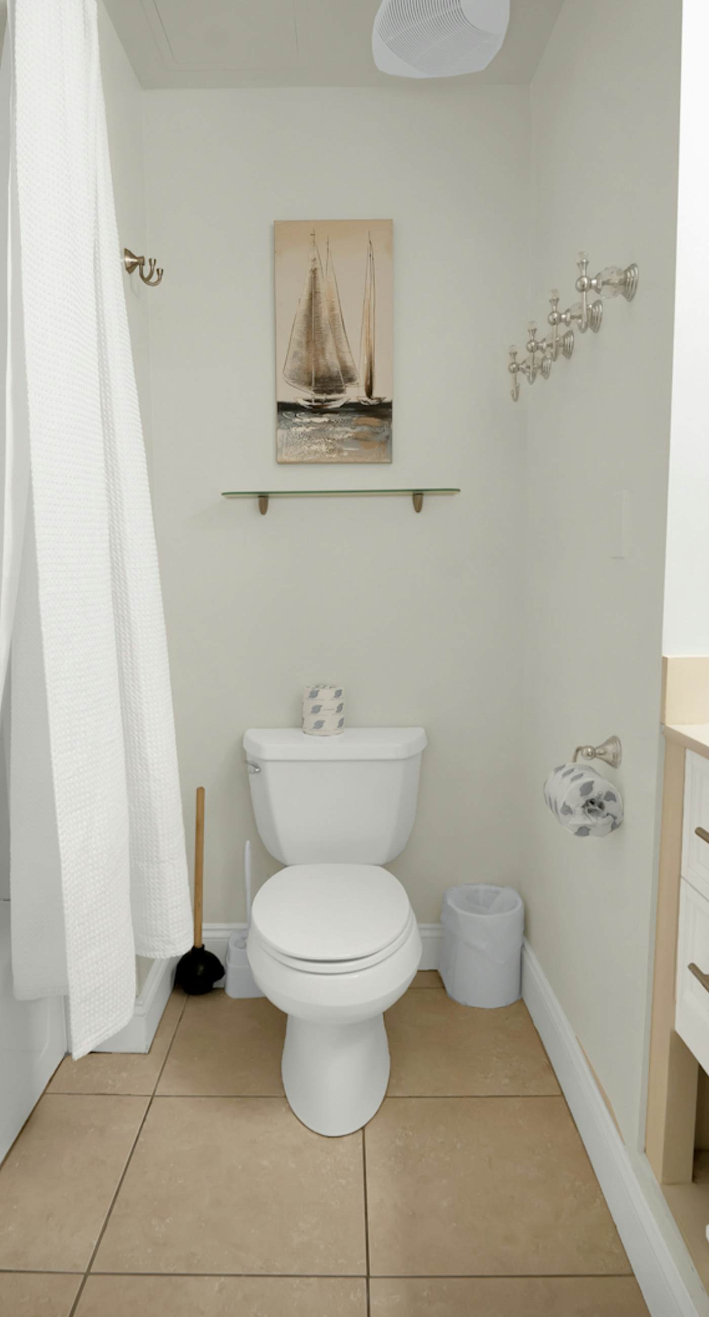 Stunning lake-view condo with private balcony, pools, hot tub, & private beach