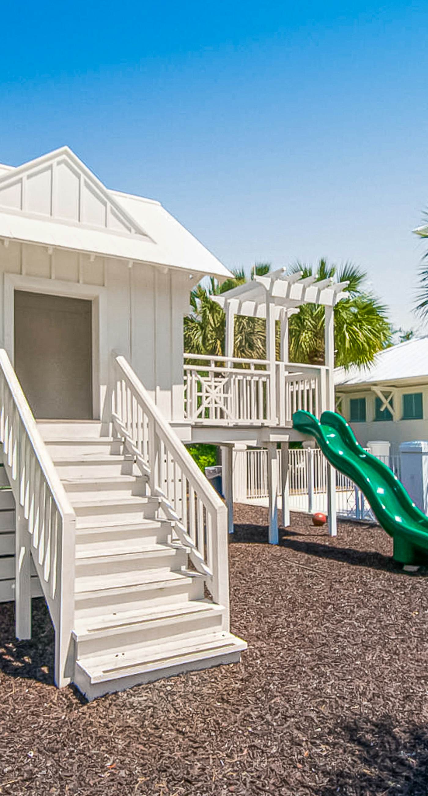 Stunning lake-view condo with private balcony, pools, hot tub, & private beach