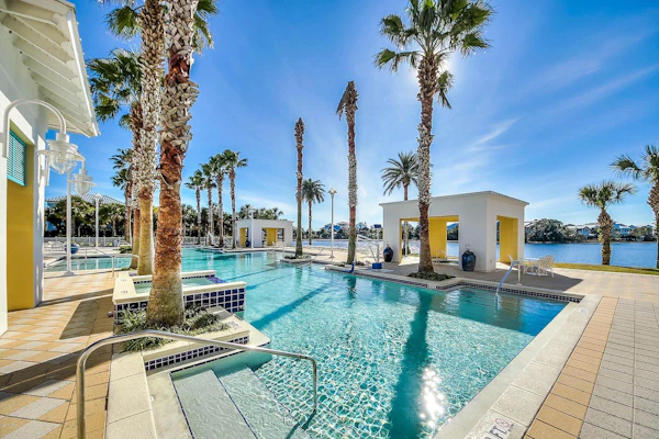 Carillon Beach Inn 207