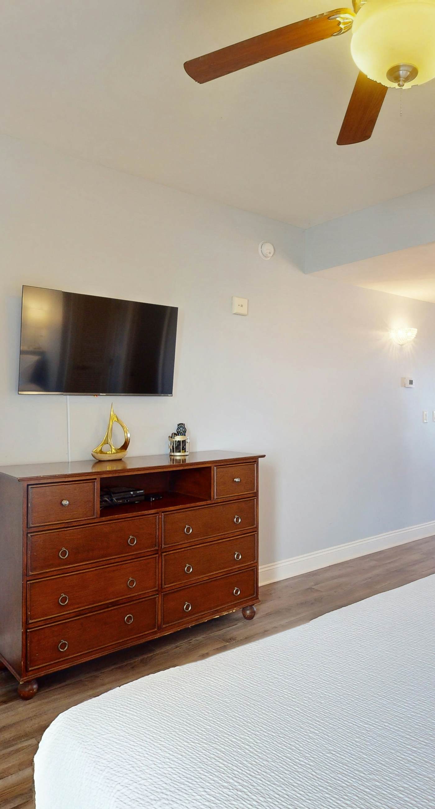 Boutique studio walking distance to the Gulf- resort pools & amenities