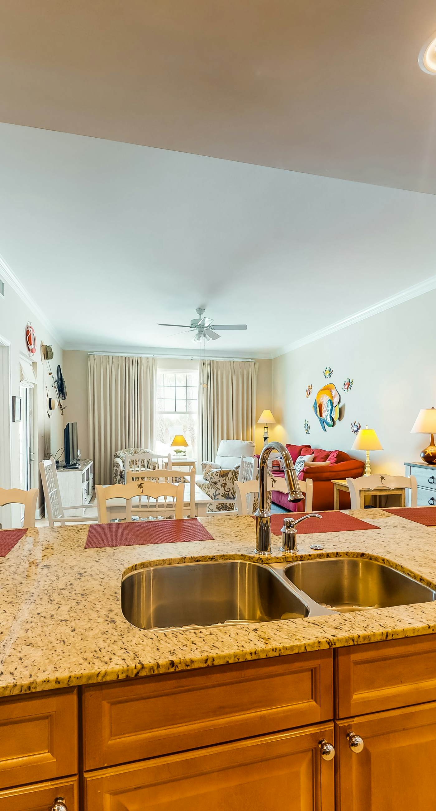 Waterfront Snowbird retreat with private balcony & pool - near the beach