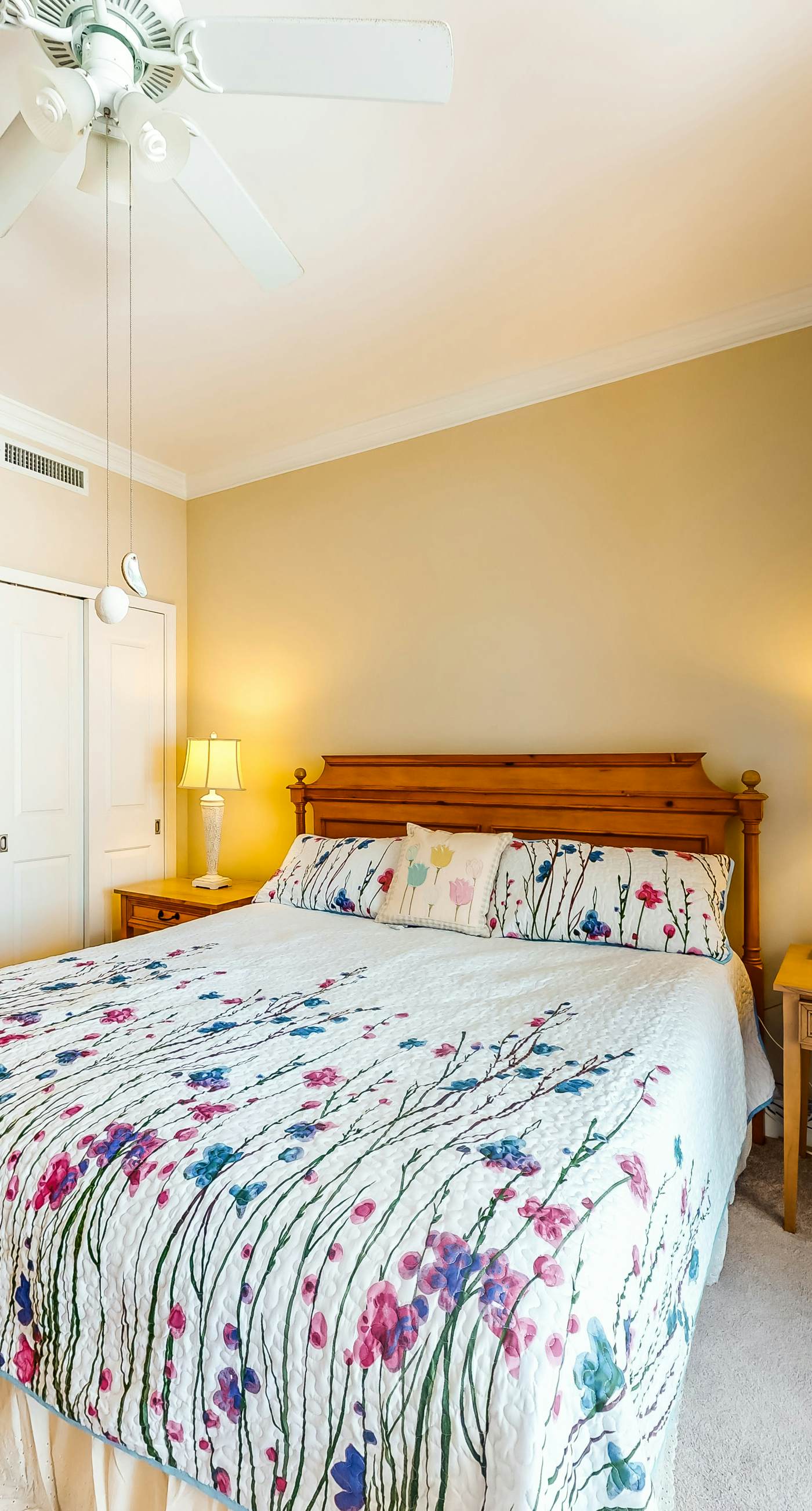 Waterfront Snowbird retreat with private balcony & pool - near the beach