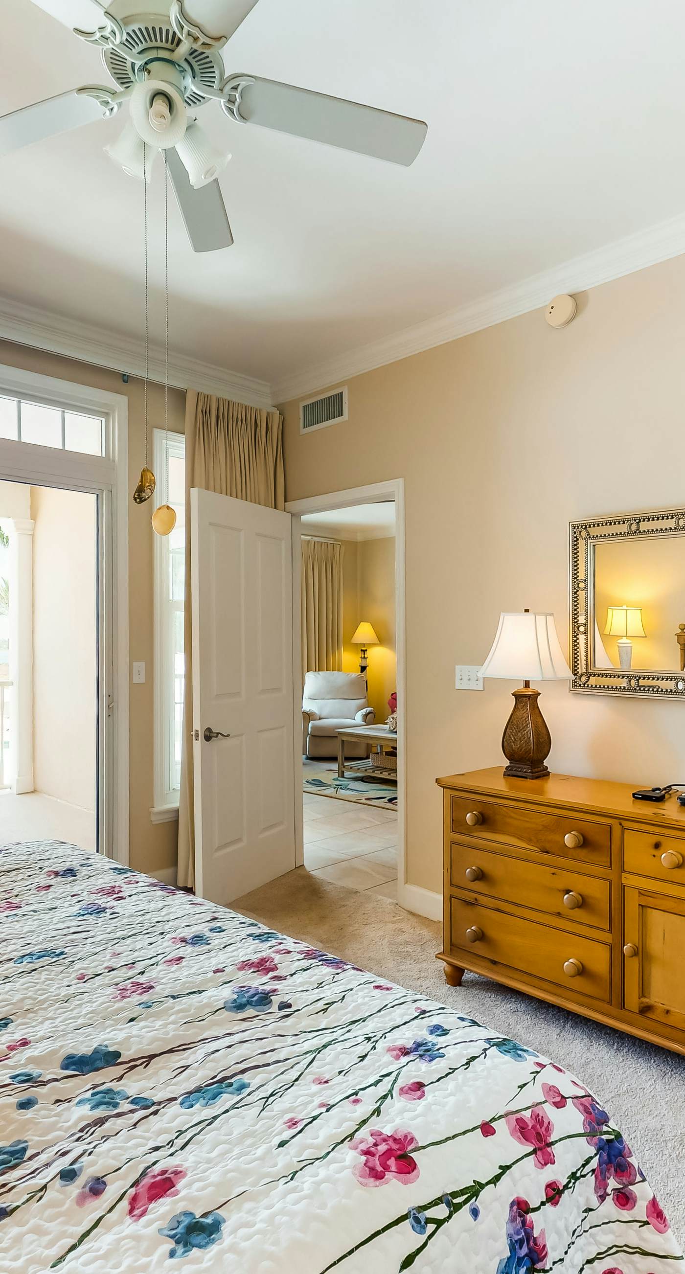 Waterfront Snowbird retreat with private balcony & pool - near the beach