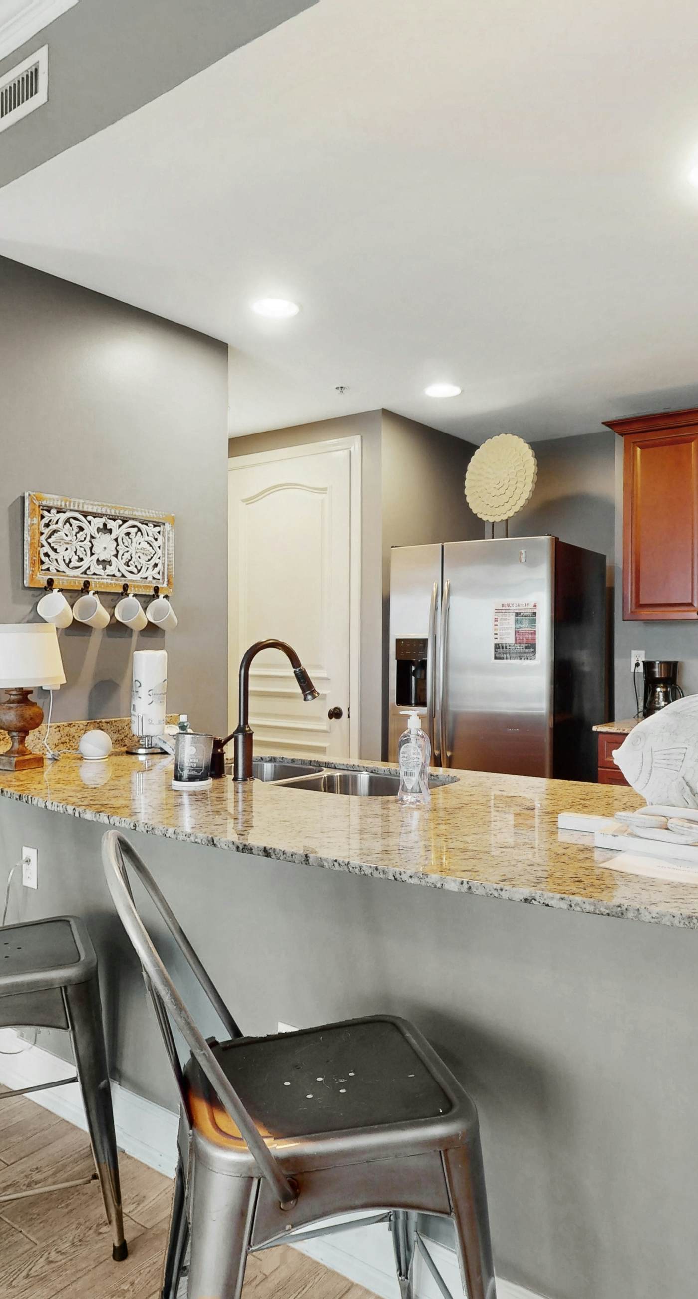 3rd-floor beach view condo with Pool, Hot tub, & private balcony