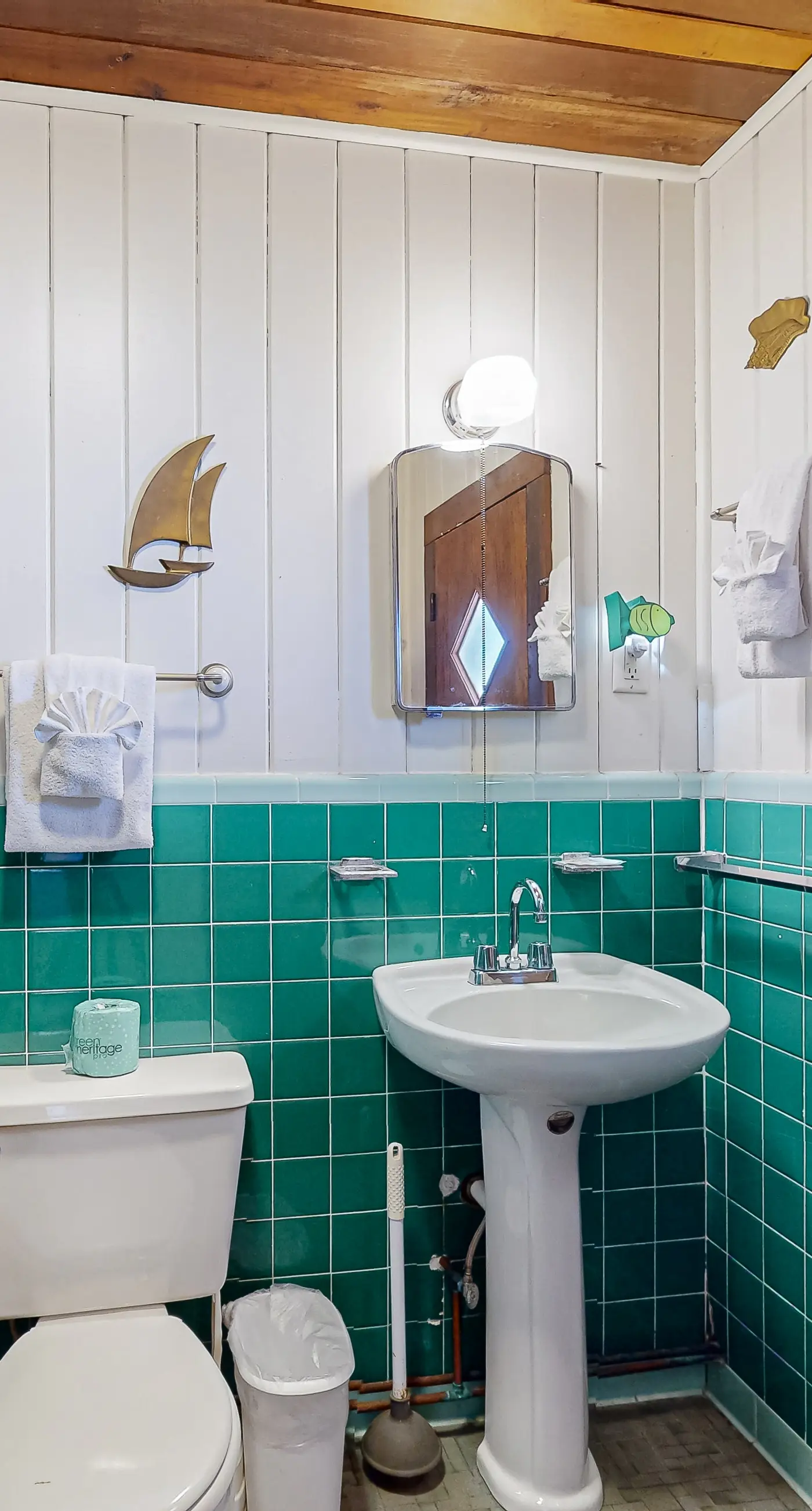 Large, snowbird & dog-friendly beachfront home w/WiFi & patio - steps to sand