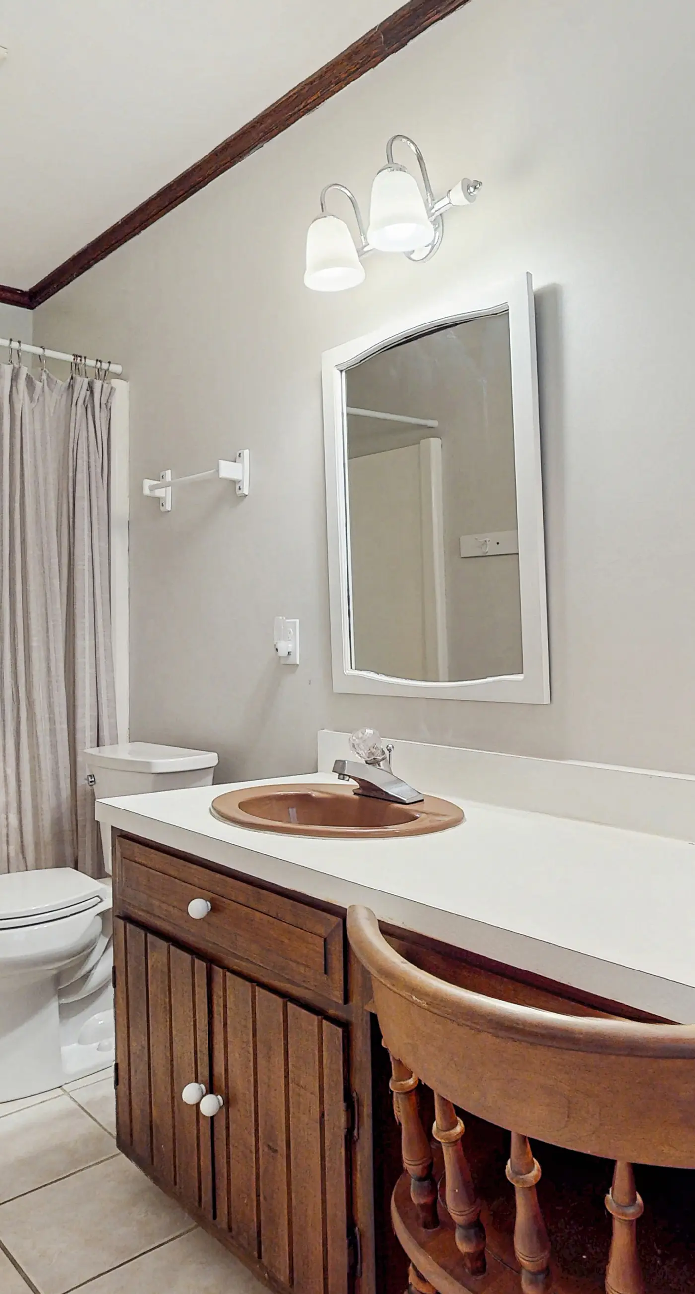 Tranquil dog-friendly family home with Gulf view, steps to private beach access
