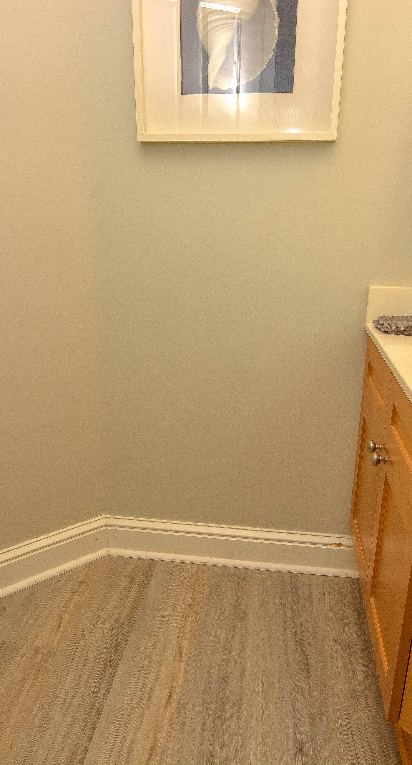 Beautiful west-facing home in Gulf-front building with pool & hot tub