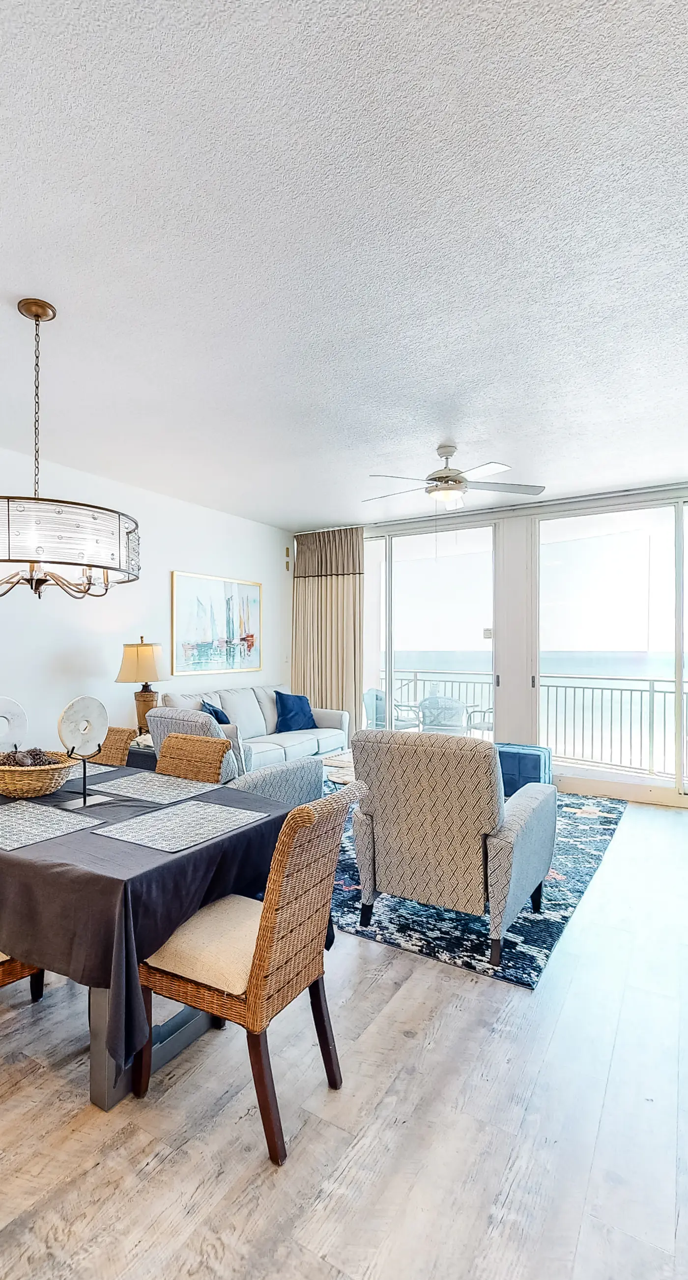 Tranquil escape in oceanfront complex near Pier Park with hot tub, pool & AC