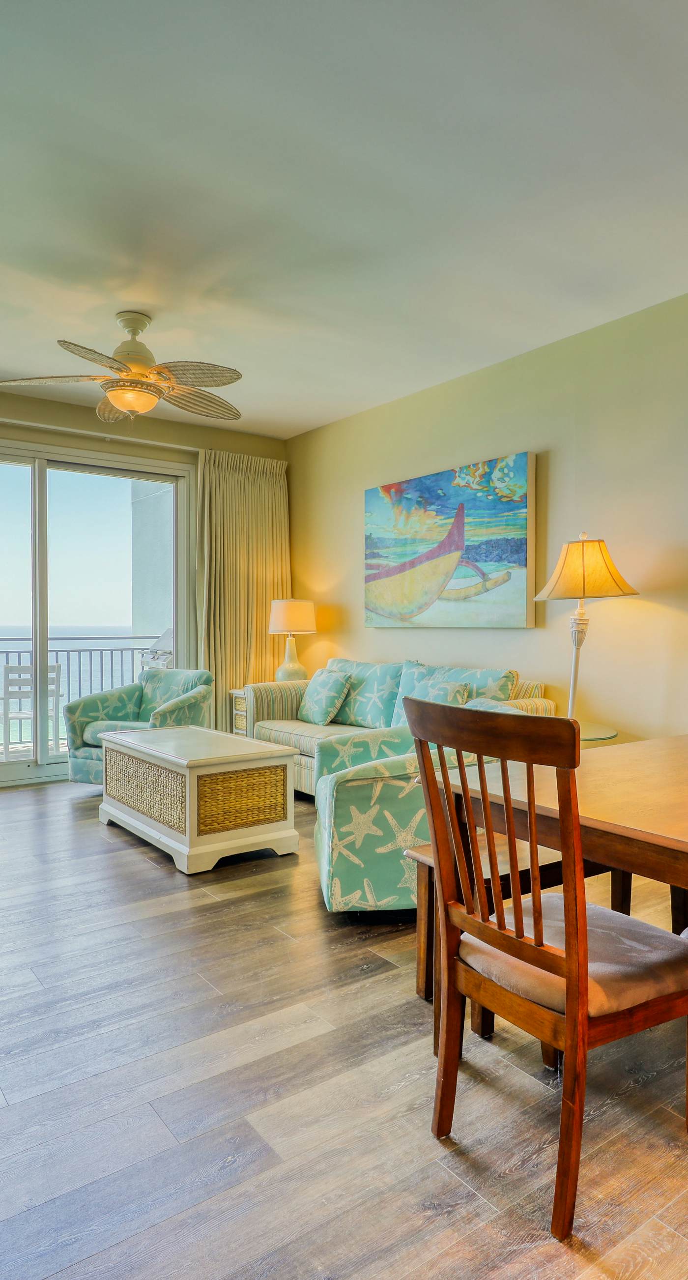 Beachfront condo with Gulf views, access to beach, large pool, hot tub & gym