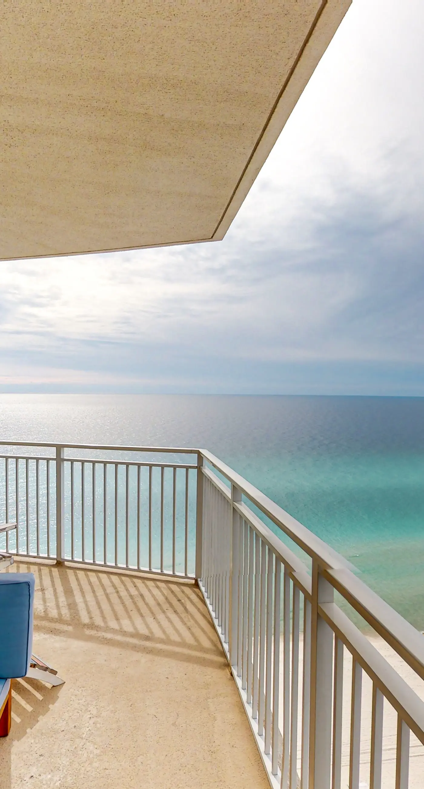 16th-floor condo with Gulf views, beach access, 2 pools, hot tub, & private W&D