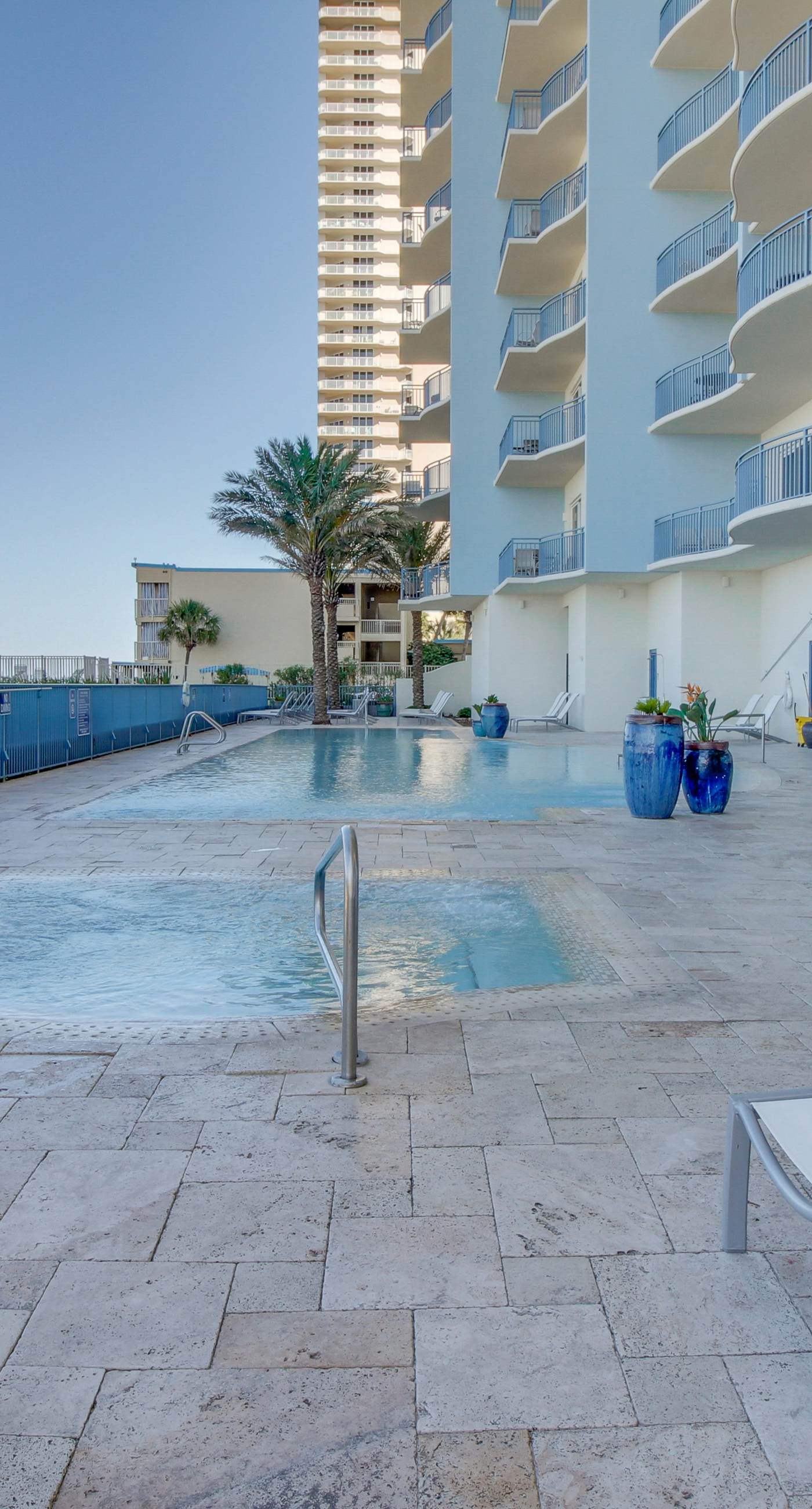 Gulf-front condo right on the beach with balcony, pool & hot tub