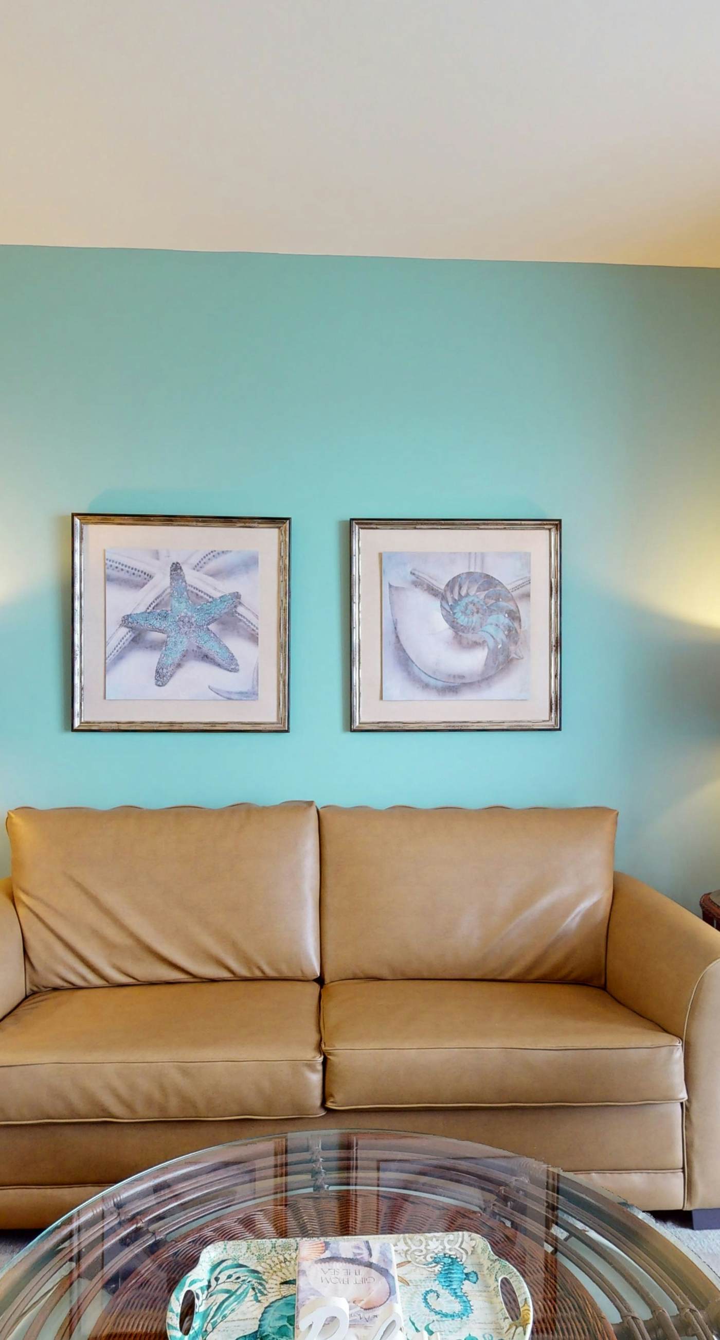 Gulf-front condo with balcony, seasonal beach service, pool & hot tub