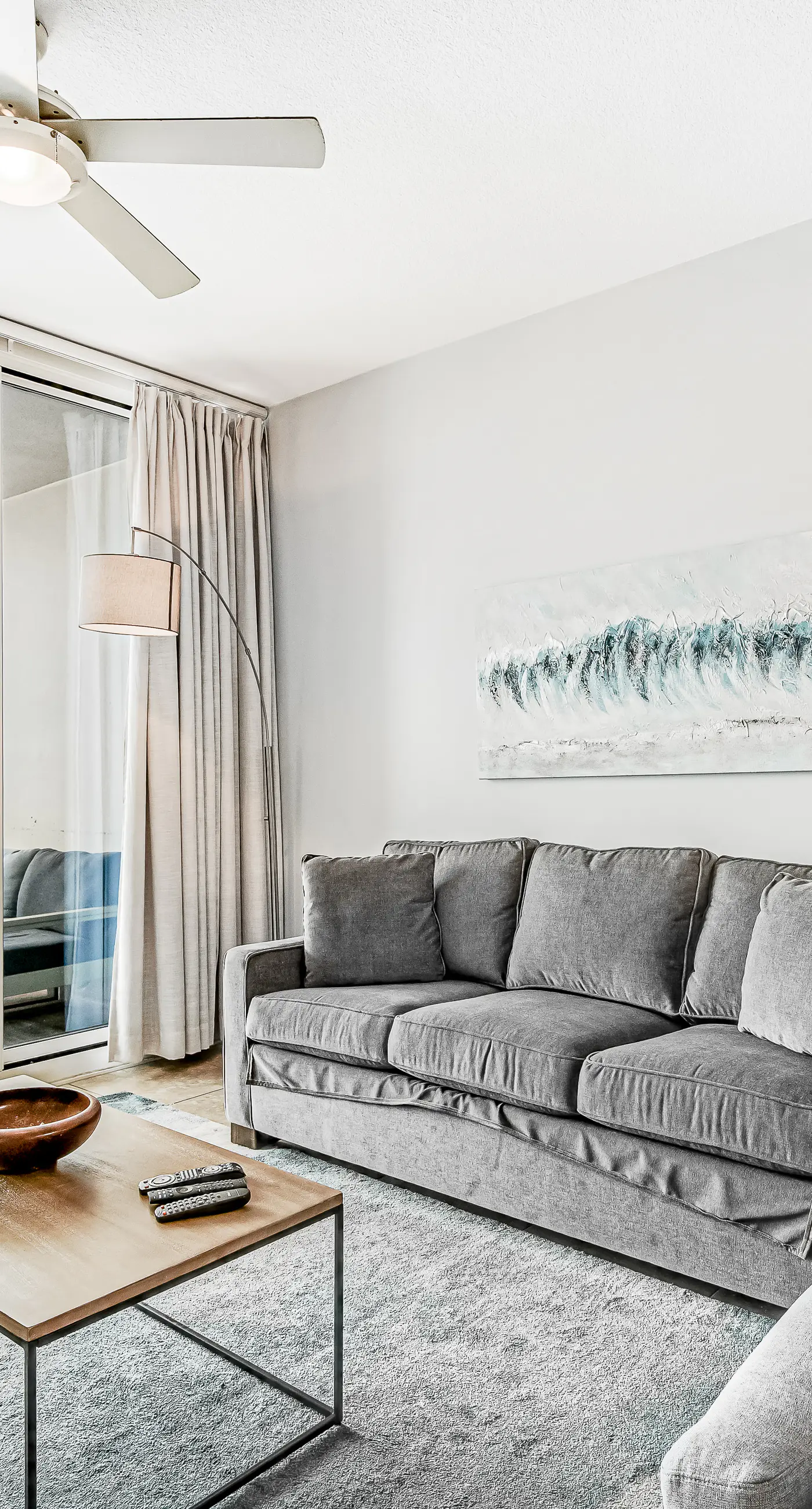 Renovated oceanfront condo with pools, hot tub & AC