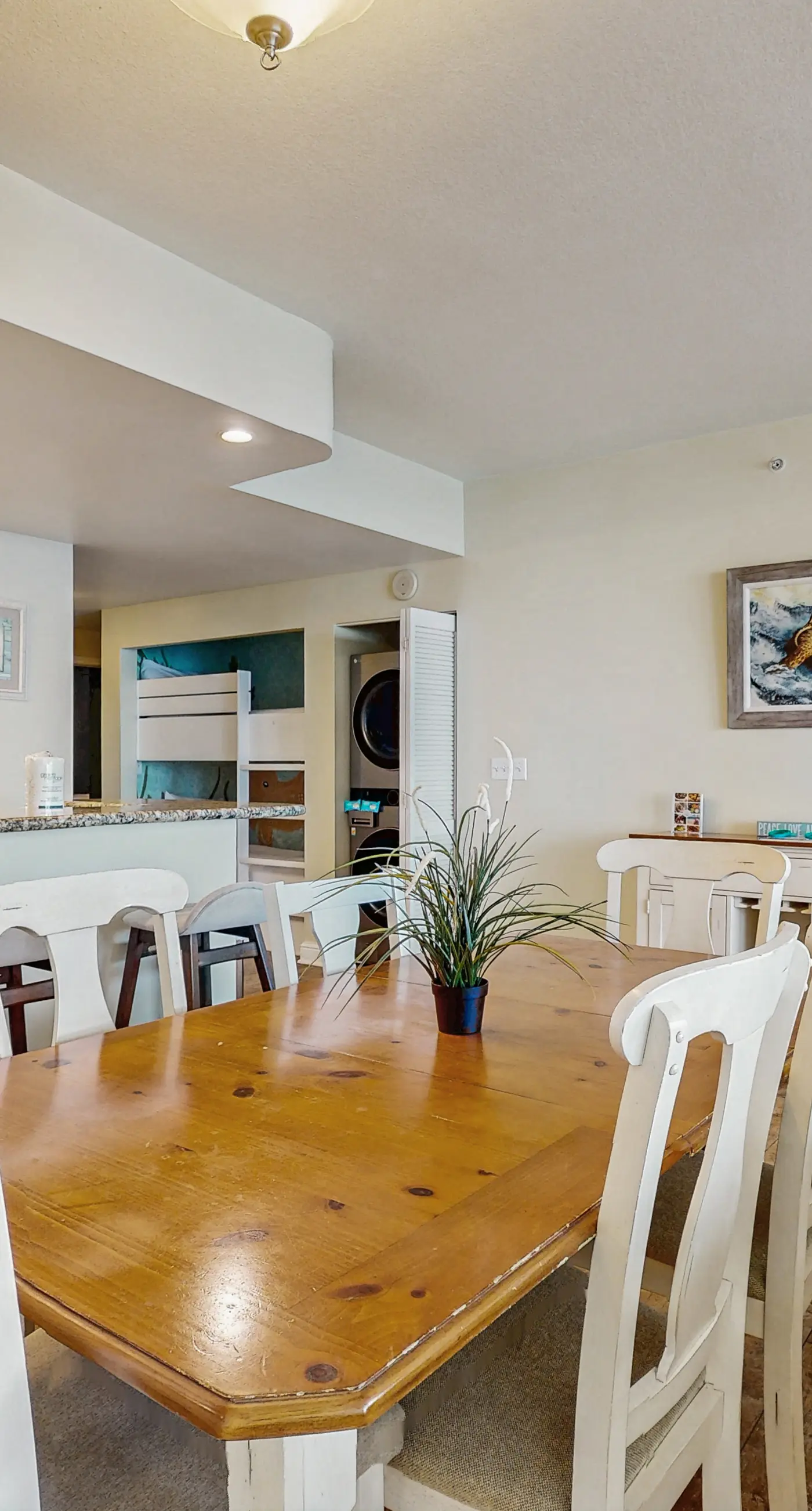 Updated, beachfront condo with pool, hot tub & gym